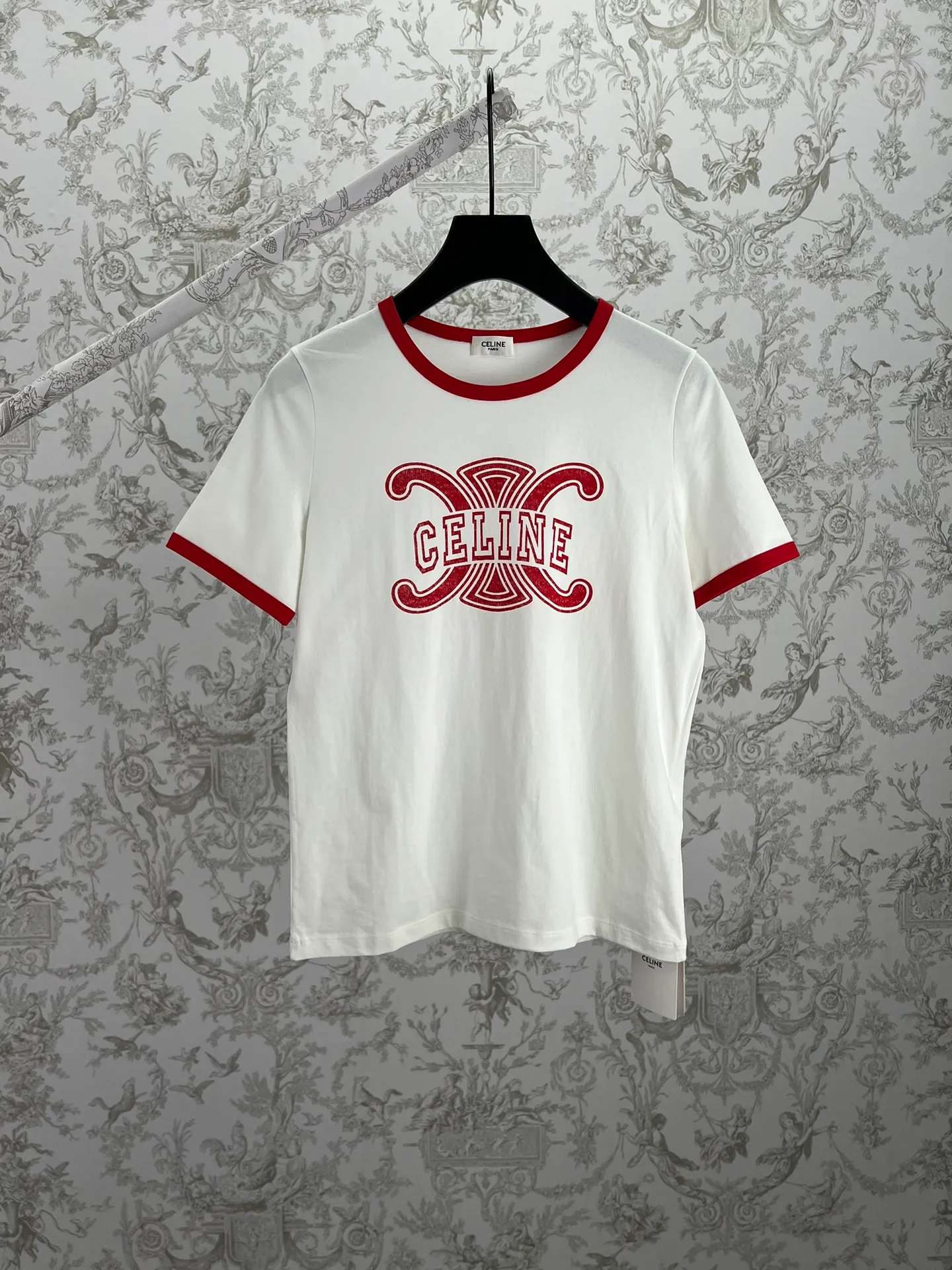 🅿️240 Celine 25ss new jersey 70s style T-shirt decorated with CELINE PARIS TRIOMPHE print, classic fit, round neck, contrasting ribbed trim Size: S.M.L.