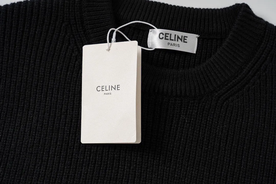 🅿️340 CELINE autumn and winter letter round neck knitted sweater. Fabric: imported wool, hand-cuffed/feeling soft, smooth and comfortable. Jacquard: Large letters Accessories: Main label, washed label and hang tag all customized. Size: S-L