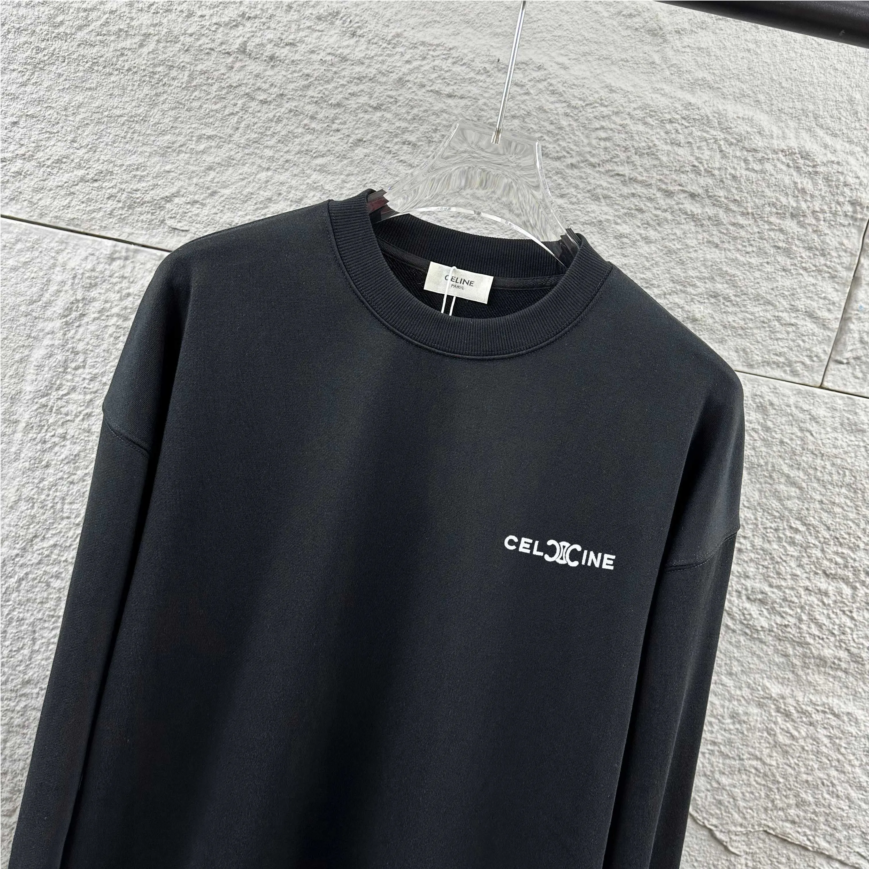 🅿️250 Celi*ne Celin Celin 2025 early autumn and winter new style Three-dimensional simple black and white embroidery personalized logo Customized terry fabric Long-sleeved round neck sweatshirt Uniform for men and women Size: S (90-130 catties) M (120-150 catties) L (140-165 catties) XL (160-180 catties) XXL (180-210 pounds) Color: black white