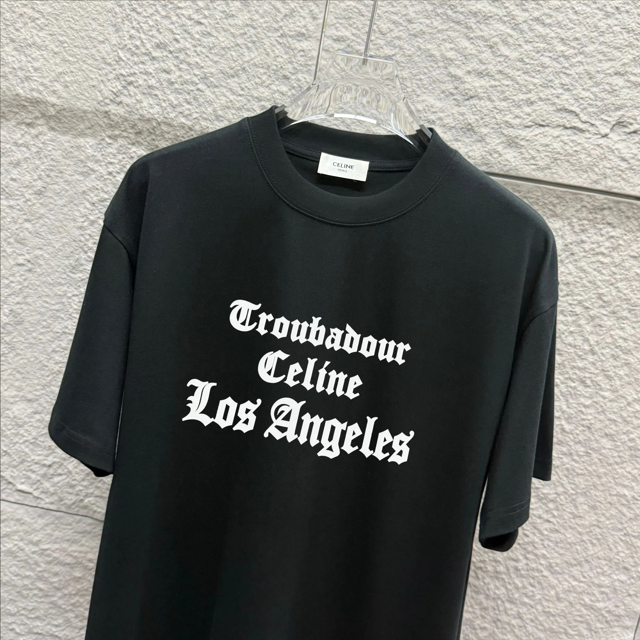 🅿️180 Celi*ne Celin Celin 2025 spring and summer style simple letters three-dimensional foaming process personalized logo customized double yarn plain cotton fabric short-sleeved T-shirt for men and women. Size: S (90-130 catties) M (120-150 catties) L (140-165 catties) XL (160-180 catties) XXL (180-210 pounds) Color: black white