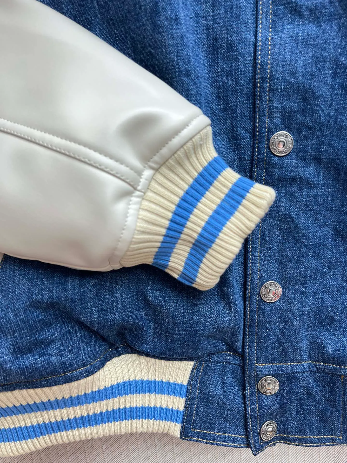 🅿️750 Celine 25ssTRIOMPHE TRAIL washed denim loose baseball jacket high version code number: S.M.L.XL.