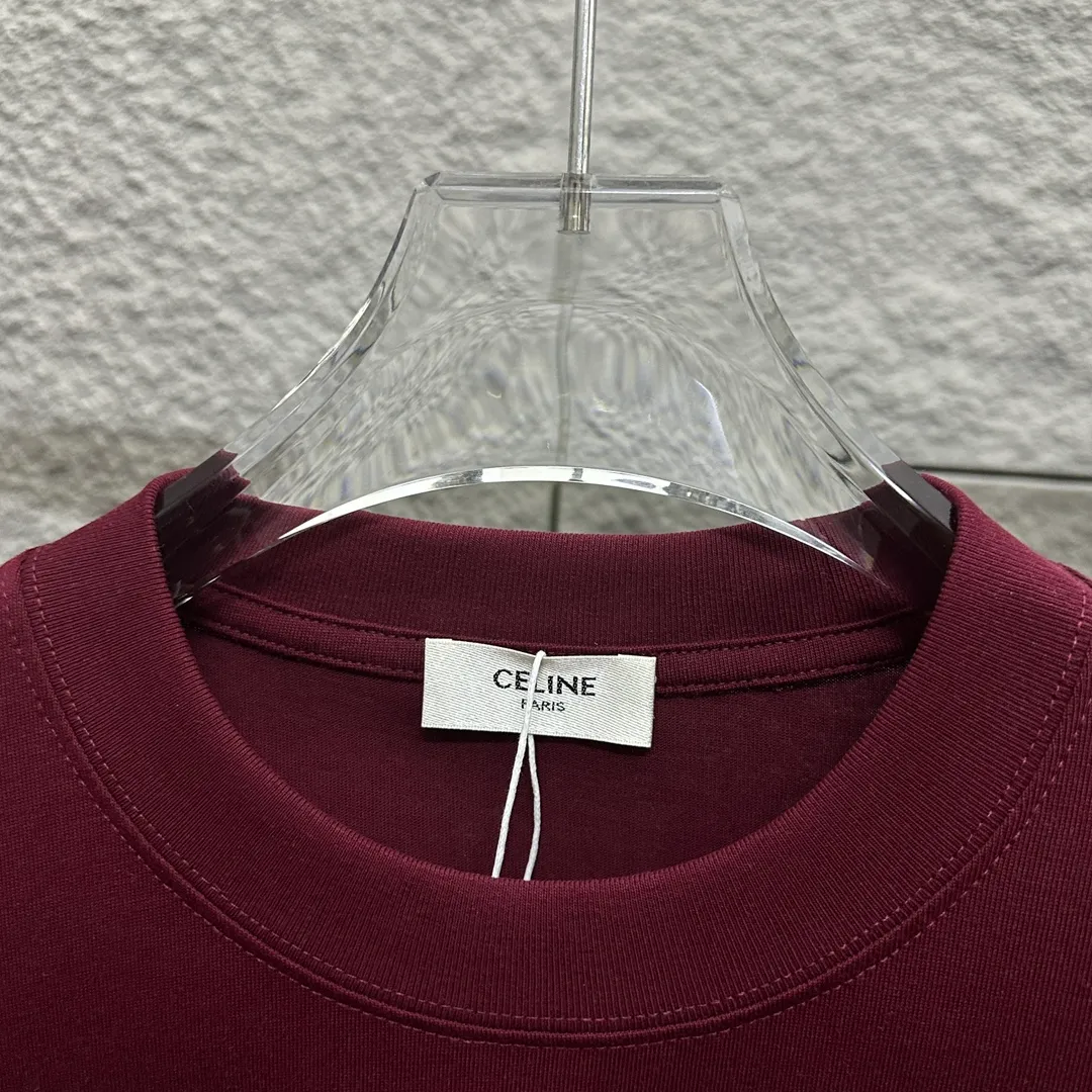 🅿️180 Celi* Celine 2025 Spring and Summer Style Simple letter small embroidery personalized logo Customized double yarn plain cotton fabric Short-sleeved T-shirt Uniform for men and women Color: Black White Angora Red Floral Gray Size: S (90-130 catties) M (120-150 catties) L (140-165 catties) XL (160-180 catties) XXL (180-210 pounds)