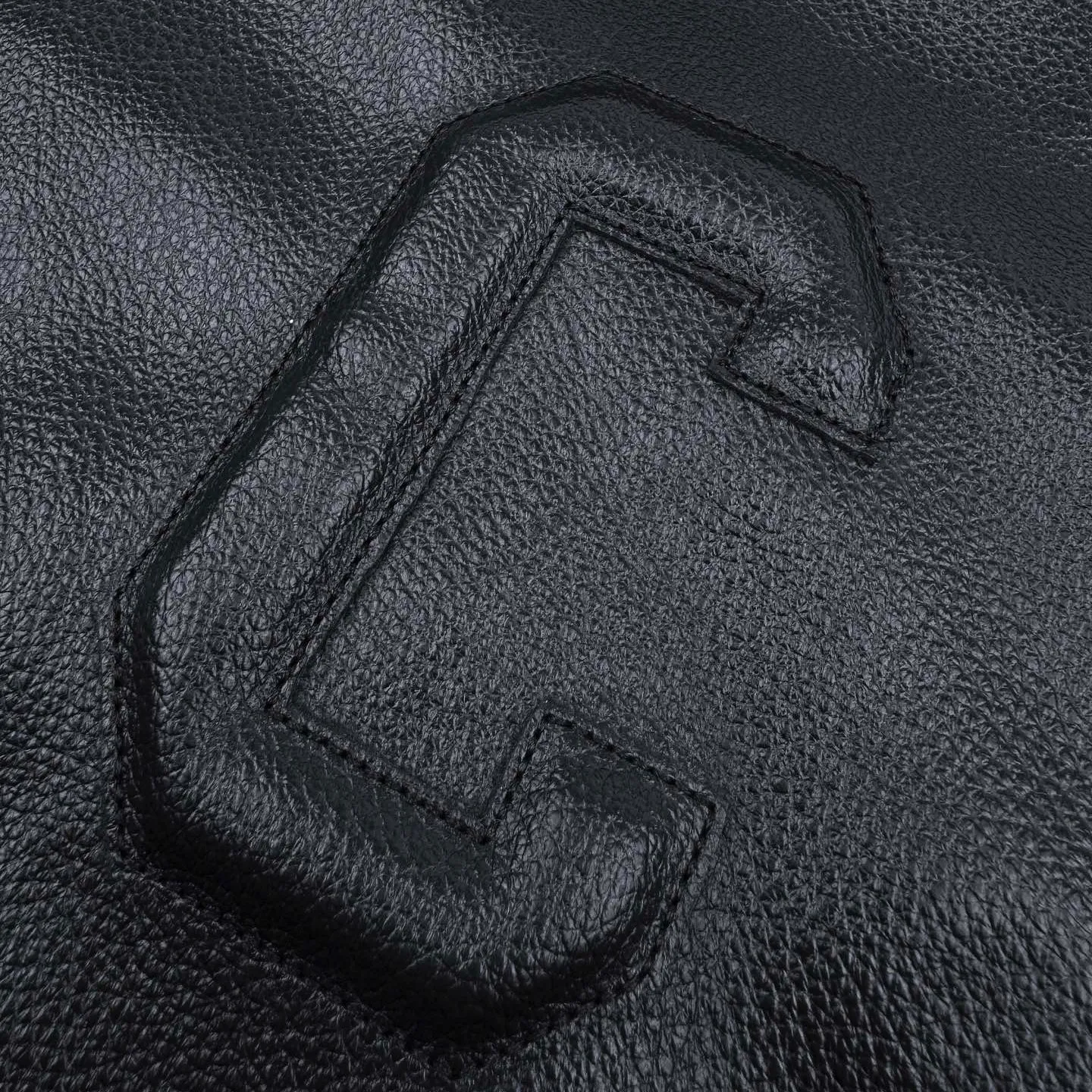 🅿️820 [Exclusive supply] Celine big C embossed leather hooded jacket. Original purchase and development of 41,000. The fabric is made of custom-grained Yazun leather and Tencel Shangpin Yuli. The color is warm and natural luster. It is decorated with the iconic Celine eye-catching "C" and embellishes the front. It shows the consistent elegance and fashion of the brand. It is gorgeously entered with black as the main tone. Noble and elegant. Every inch exudes a low-key and charming luxury luster. The charm of hooded Show your style and versatile charm to create ever-changing styles. Laser 3D contour precise cutting uses advanced computer laser machine technology to cut the leather with high precision to create the outline of the "C" letter. The elasticity and support of the sponge pad are used to assist in embroidery routing, creating a three-dimensional and layered embroidery effect. The double-sided tape pasting method ensures that the sleeves can still remain flat and fit when bent through precise cutting and positioning, ensuring a tight fit without leaving any gaps (just to give the same effect as the original leather jacket). Infrared positioning technology Advanced infrared positioning technology enables the precise creation of four-button buttons. The letters are arranged neatly and in the same direction. Template machine bag opening The preset template guides the position, shape and size of the bag opening. The accuracy ensures the quality of the bag opening effect. Size:46-48-50-52