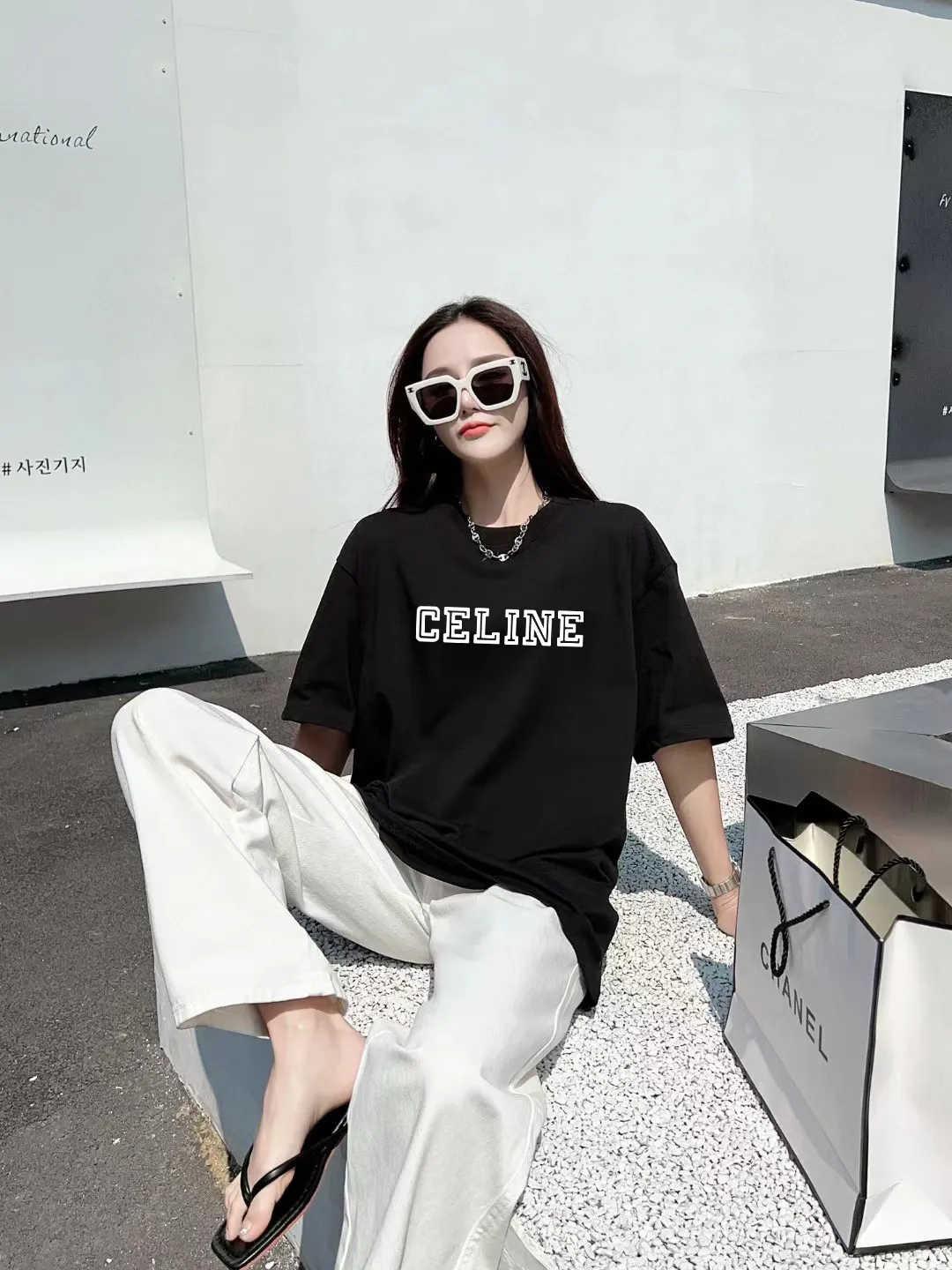 🅿️170 ✨🔥 [CELINE] 2025FW short-sleeved T-shirt, silicone thick plate letter LOGO, high-end 26s double yarn 300g fabric, heavy fabric, custom stretcher rib, same cylinder and dye, complete three standards, same style for men and women, color: black, white, size: S M L XL 2XL