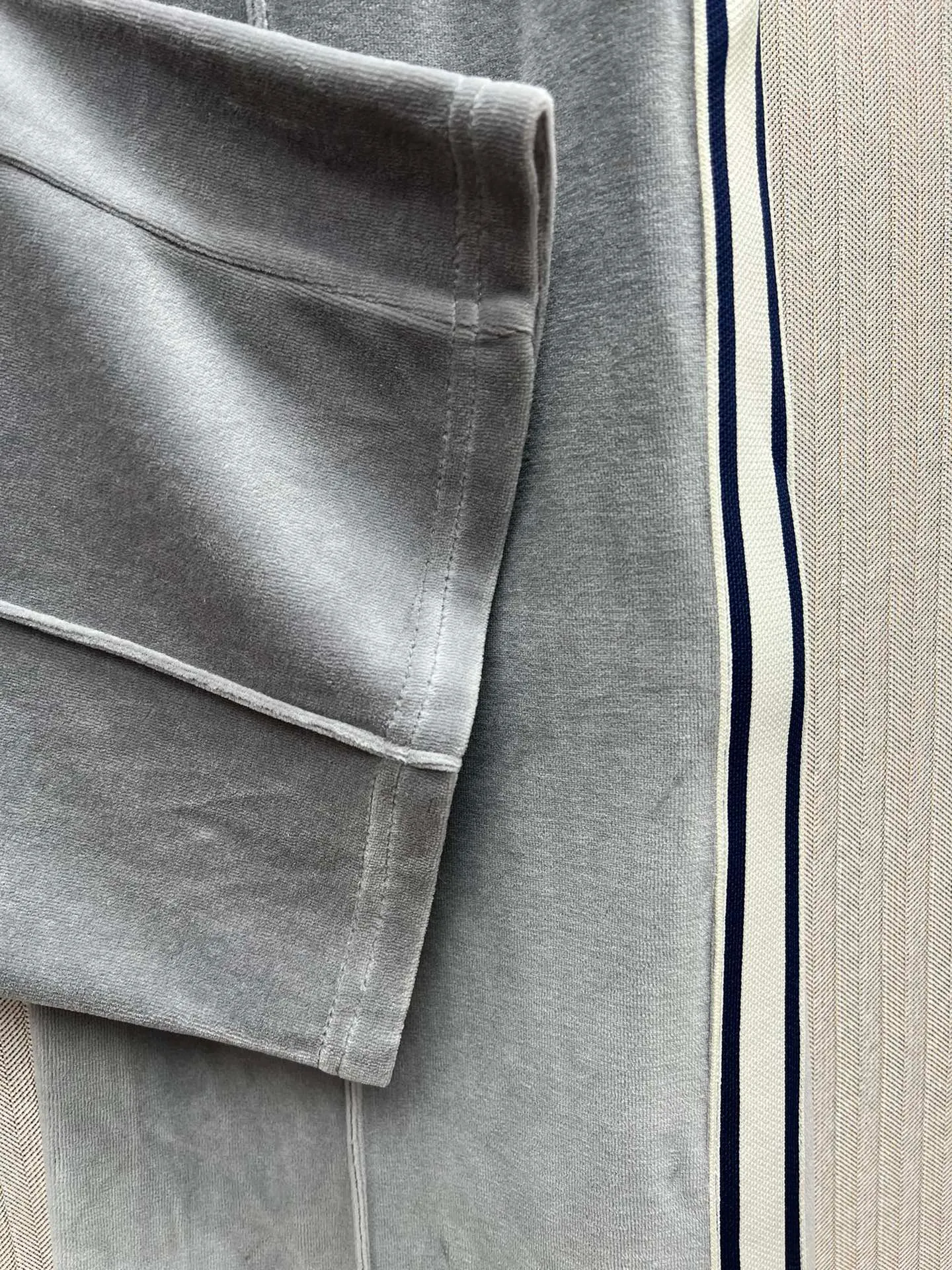 🅿️470 Celine 25ss new cotton velvet sports pants casual pants women's high version code number: S.M.L.