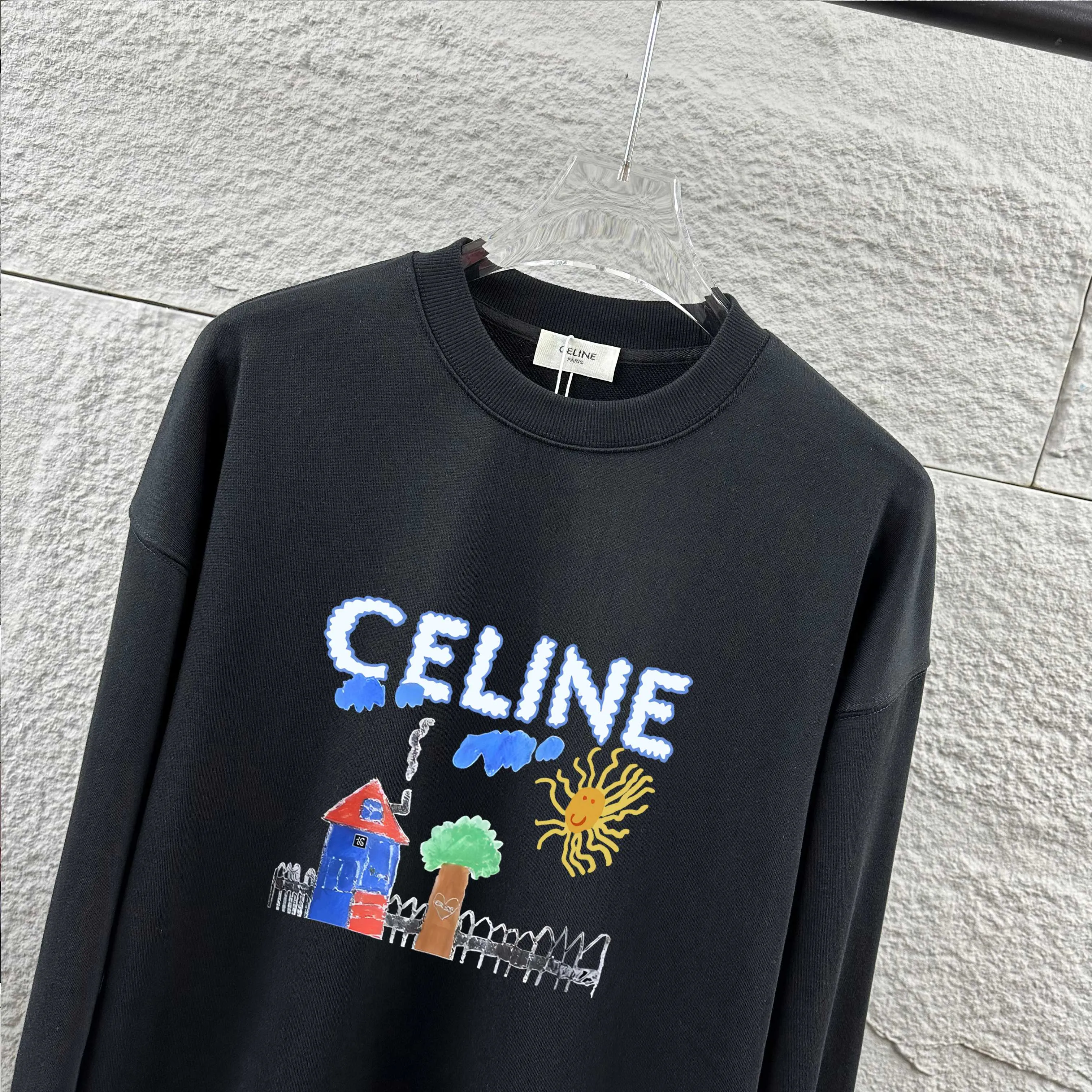 🅿️240 Celi*ne Celi*ne 2025 early autumn and winter new style, full of vitality, printed personalized logo, customized terry fabric, long-sleeved round neck sweatshirt, same style for men and women. Size: S (90-130 catties) M (120-150 catties) L (140-165 catties) XL (160-180 catties) XXL (180-210 pounds) Color: black white