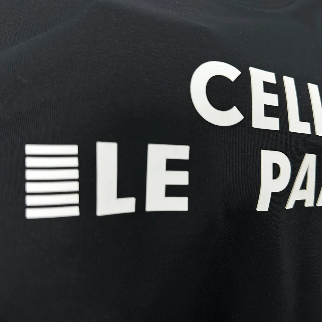 🅿️180 Celi*ne 2025 spring and summer style, simple letters, three-dimensional silicone technology, personalized logo, customized double yarn plain cotton fabric, short-sleeved T-shirt, same style for men and women. Size: S (90-130 catties) M (120-150 catties) L (140-165 catties) XL (160-180 catties) XXL (180-210 pounds) Color: black white