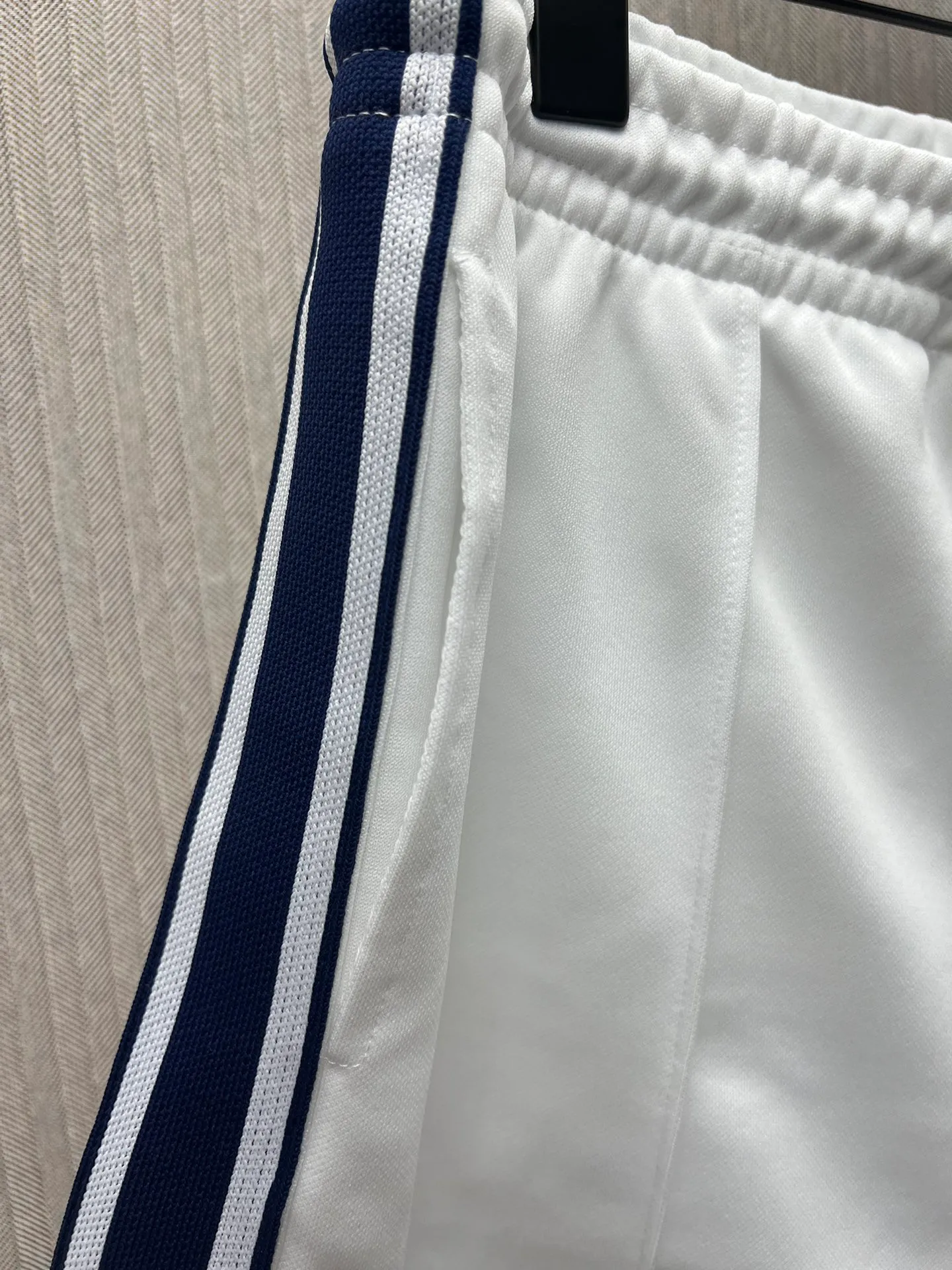 🅿️360 Celine 25ss new double-sided jersey mini mid-waist casual shorts for women, white, high version, size: S.M.L.