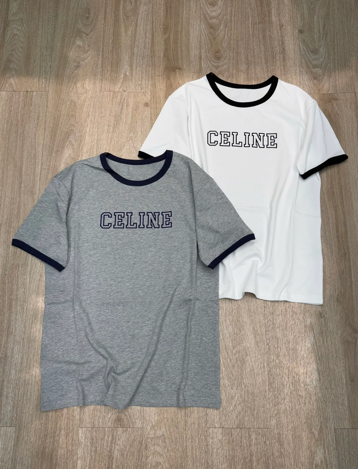 🅿️130 M256#Celine•🇫🇷25ss new stitching contrasting color flocking short-sleeved T-shirt ✅✅✅ Focus on quality and compare at will Size: S M L Color: Gray White