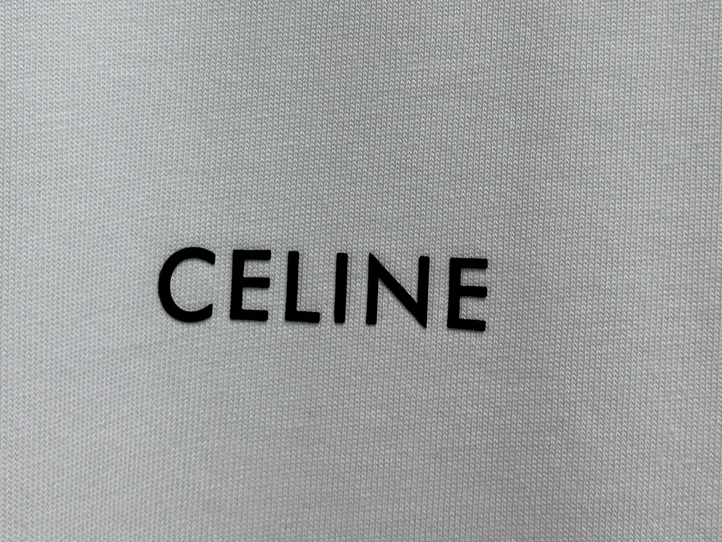 🅿️170 [CELINE] Celine letter logo printed couple's short-sleeved T-shirt. Made of high-cost 280g double-ply double-yarn pure cotton fabric. Thick and wide. Three-dimensional os tailoring. Fashionable and versatile. The same style as the Internet celebrity. Craftsmanship. Simplicity reveals a fashionable atmosphere. Same style for men and women. Original main wheat washed tag moisture-proof paper packaging👍 Color: black white Size: XS-L