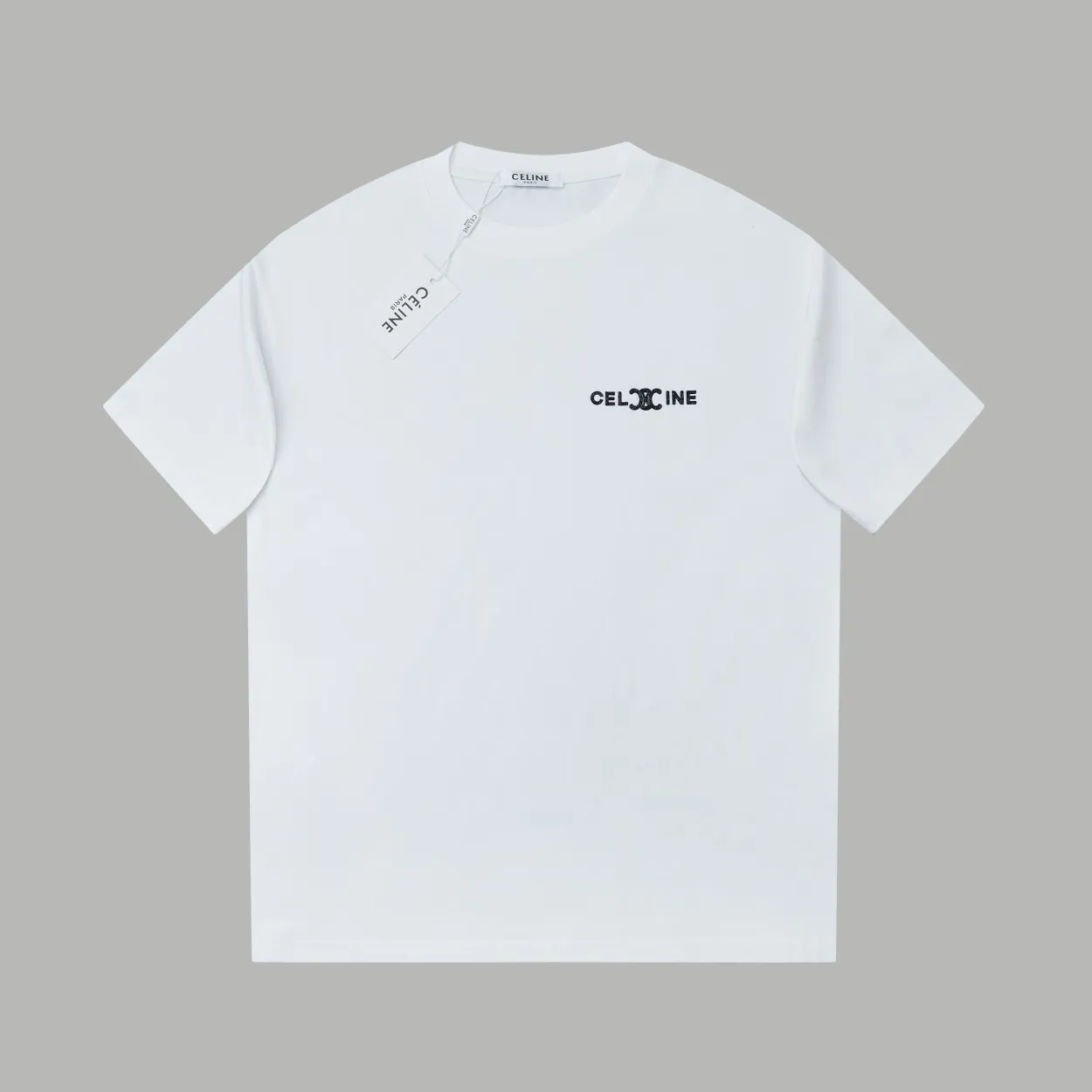 🅿️200 ✨CEL✨🆕25SS spring and summer new short-sleeved style, light luxury, a must-have item for daily commuting for men and women, correct version, welcome to compare, detailed features · 260g 100% pure cotton double yarn jersey fabric · Custom dyed in the same cylinder, special thickened 32 double-ply 1X1 threads · Double-needle stitching and cross-stitch technology · Original main mark, washed tag, brand moisture-proof paper packaging Color: black/white Size: S/M/L/XL