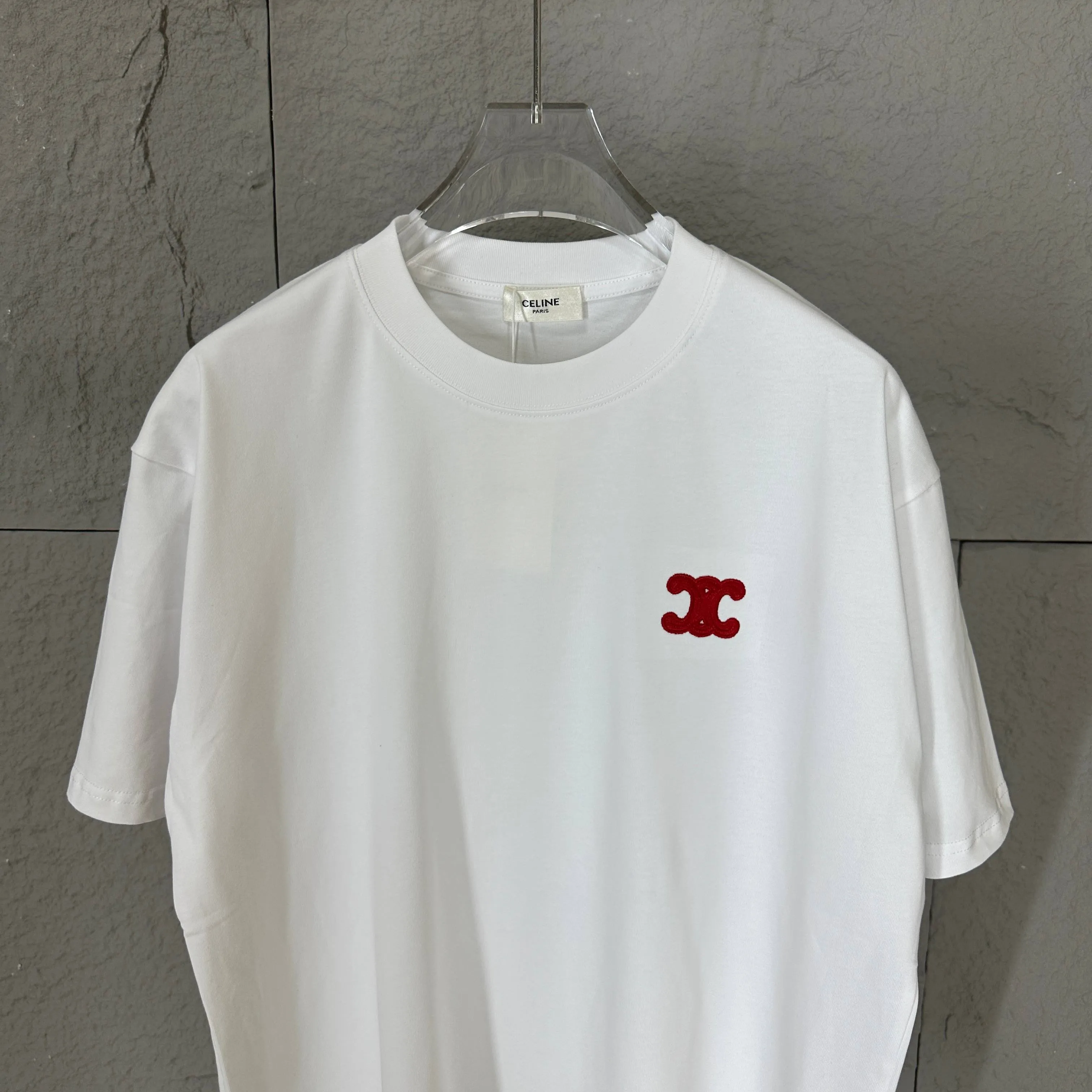 🅿️180 Celi* Celi Celin 2025 spring and summer style Simple double C red letter embroidery personalized logo Customized double yarn plain cotton fabric Short-sleeved T-shirt Unisex Size: S (90-130 catties) M (120-150 catties) L (140-165 catties) XL (160-180 catties) XXL (180-210 pounds) Color: black white