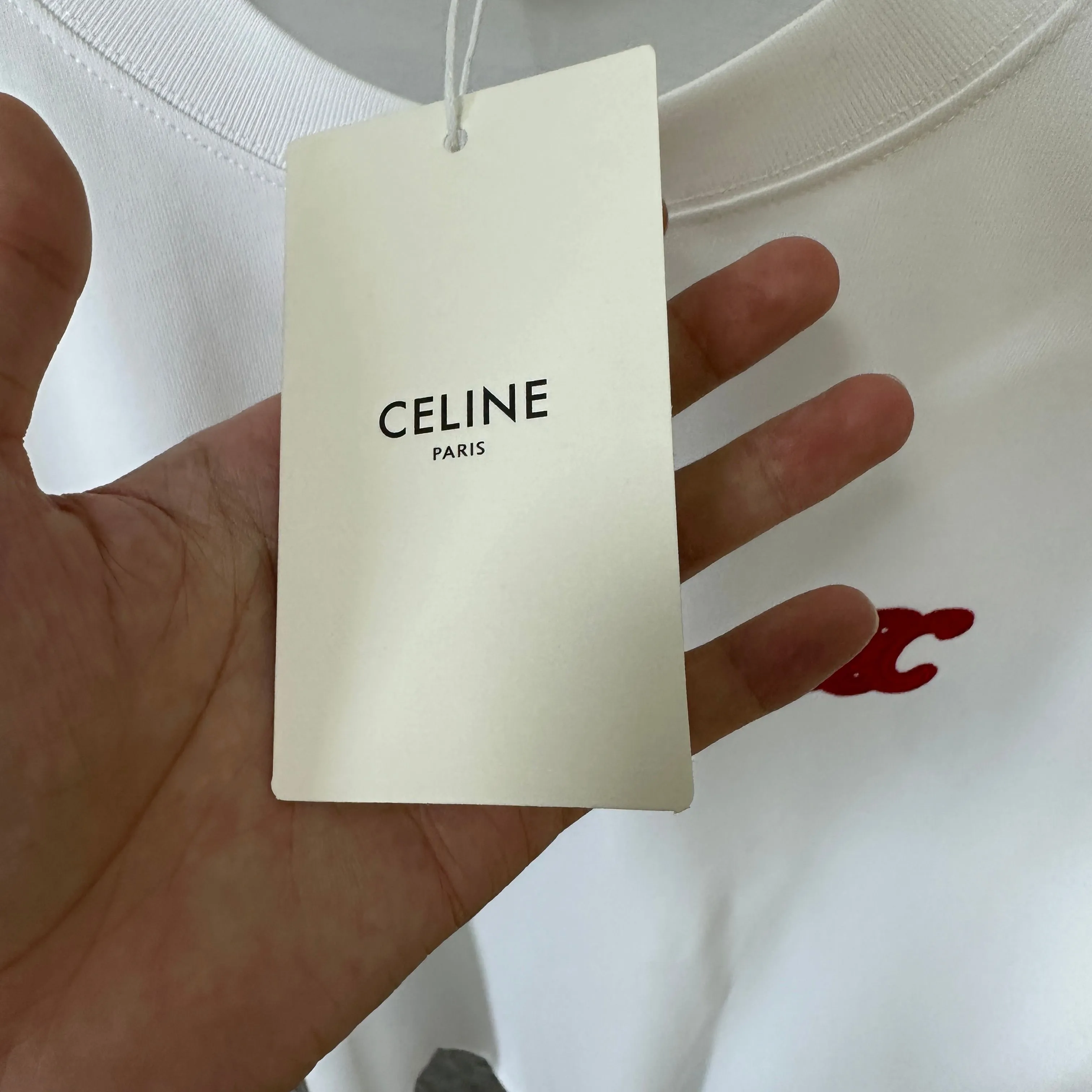 🅿️180 Celi* Celi Celin 2025 spring and summer style Simple double C red letter embroidery personalized logo Customized double yarn plain cotton fabric Short-sleeved T-shirt Unisex Size: S (90-130 catties) M (120-150 catties) L (140-165 catties) XL (160-180 catties) XXL (180-210 pounds) Color: black white