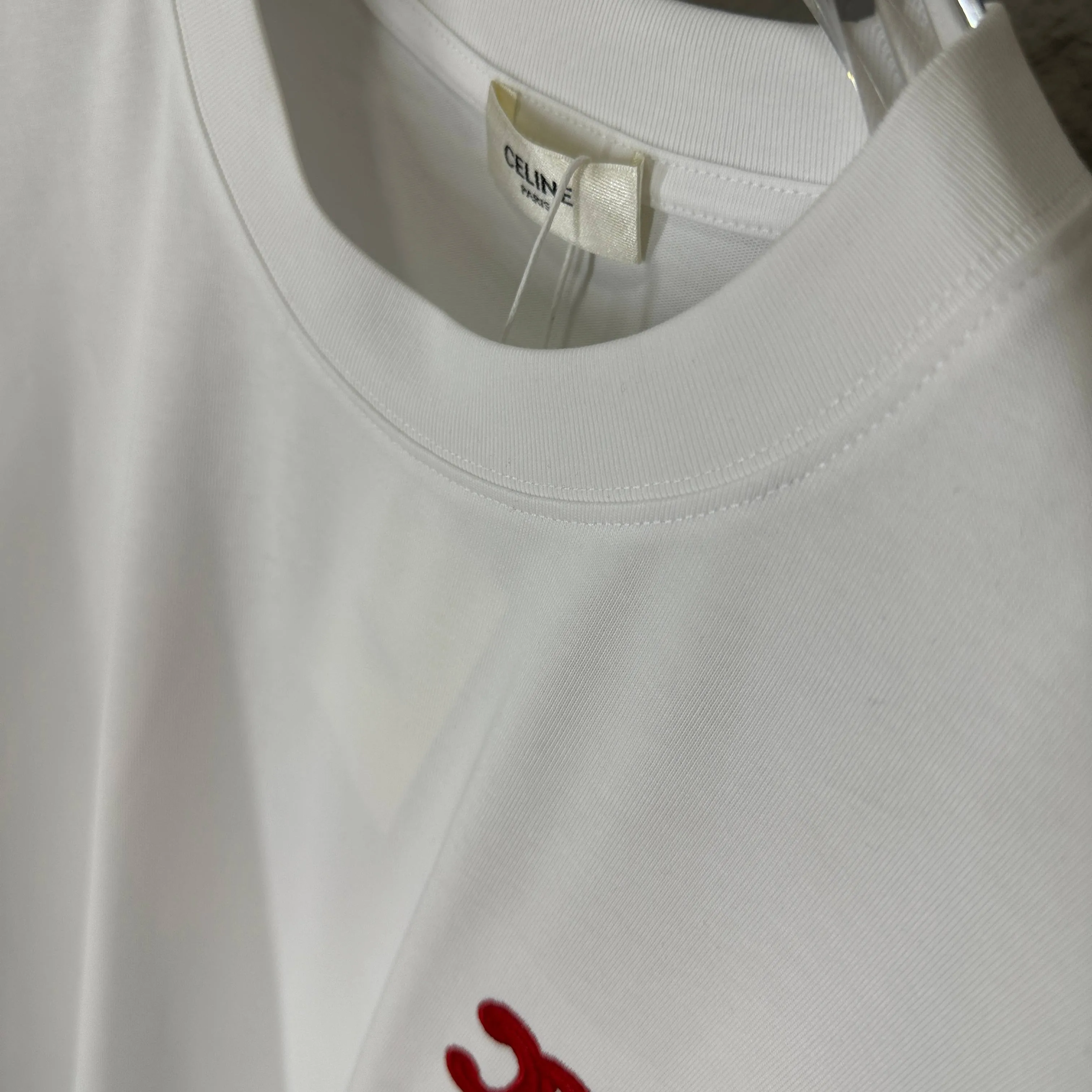 🅿️180 Celi* Celi Celin 2025 spring and summer style Simple double C red letter embroidery personalized logo Customized double yarn plain cotton fabric Short-sleeved T-shirt Unisex Size: S (90-130 catties) M (120-150 catties) L (140-165 catties) XL (160-180 catties) XXL (180-210 pounds) Color: black white
