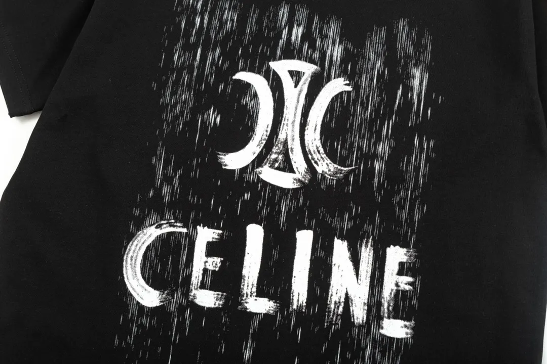 🅿️170 high version Celine Celine 2025 new style customized 310g double yarn pure cotton fabric hand-painted graffiti letter logo same style for men and women short-sleeved T-shirt Color: Black Size: S-XL