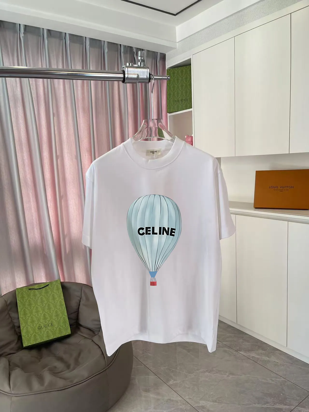🅿️170 Celine 2025 summer new style personalized letter logo printing customized fabric 300g short-sleeved T-shirt for men and women size: S M L XL XXL five sizes color: black white pink lake green