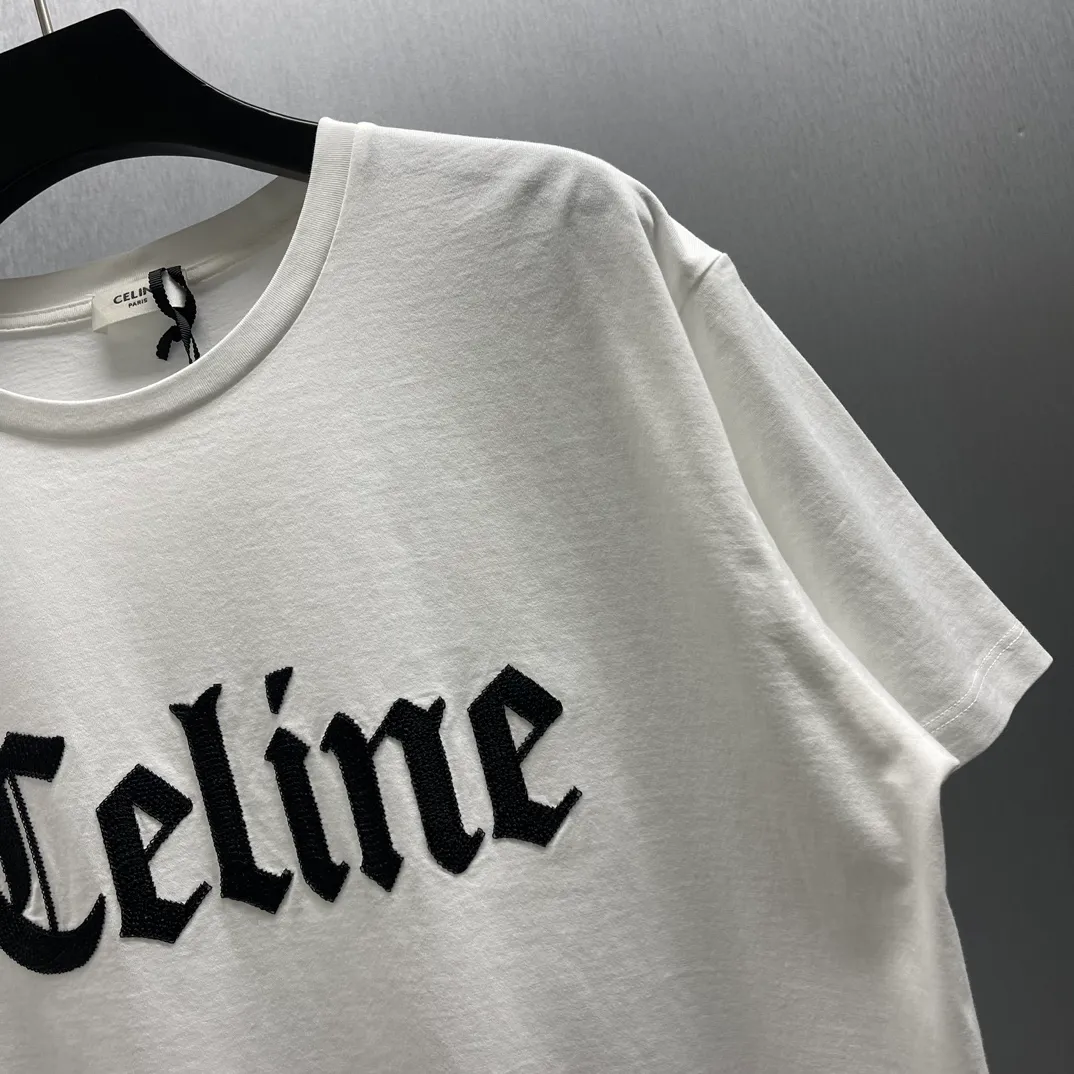 🅿️270 🧧CELI*E Gothic Embroidery Cotton Jersey T Size: S-XL CELINE Gothic Embroidery Loose fit Round neck Collar and hem decorated with contrasting ribbed trim