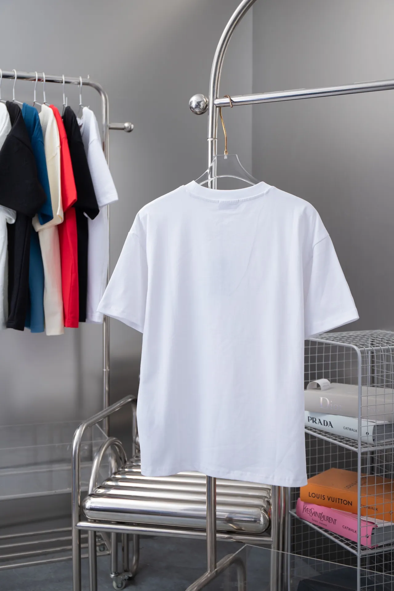 🅿️170 High quality CEL25 early spring new T-shirt, classic logo letter pattern short sleeves, official website synchronization, pure cotton fabric at the counter! Comfortable against the skin, durable and easy to wear, classic and simple logo design, meticulous original craftsmanship, customized 290G same vat dyed fabric, very comfortable to the touch, latest brick cabinet synchronization, OS off-shoulder version, fashionable and personalized, super versatile and good-looking, very suitable for both men and women, must-have style, hang tag, collar label, washed wheat, complete with three labels S M L XL
