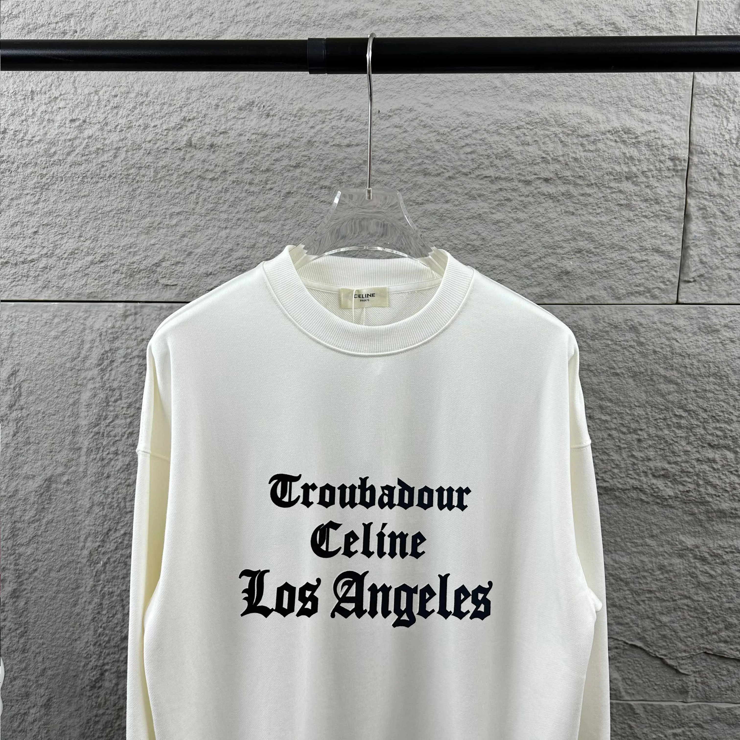 🅿️250 Celi*ne Celin Celin 2025 early autumn and winter new style Three-dimensional flocking process personalized logo Customized terry fabric Long-sleeved round neck sweatshirt Uniform style for men and women Size: S (90-130 catties) M (120-150 catties) L (140-165 catties) XL (160-180 catties) XXL (180-210 pounds) Color: black white