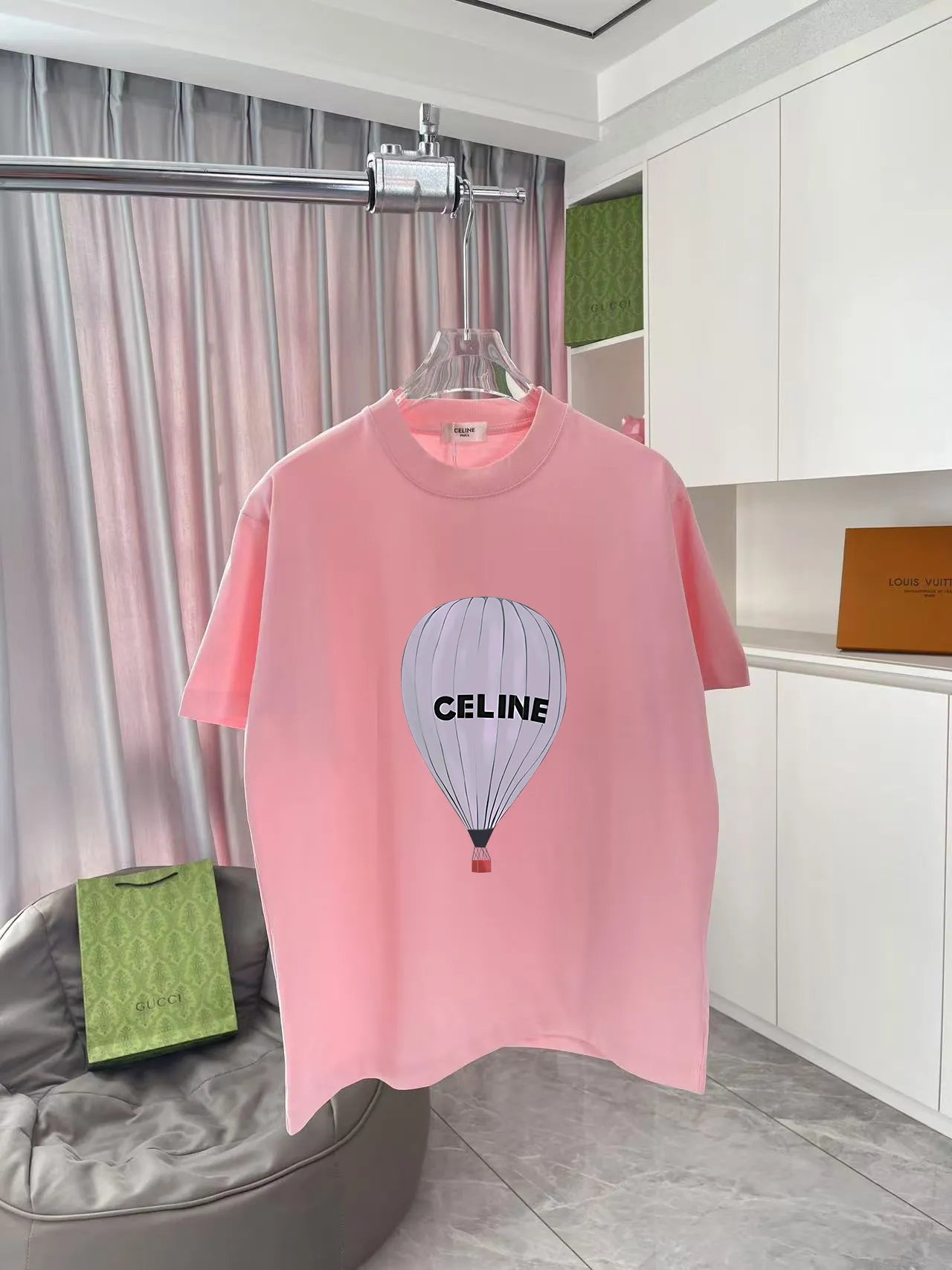 🅿️170 Celine 2025 summer new style personalized letter logo printing customized fabric 300g short-sleeved T-shirt for men and women size: S M L XL XXL five sizes color: black white pink lake green