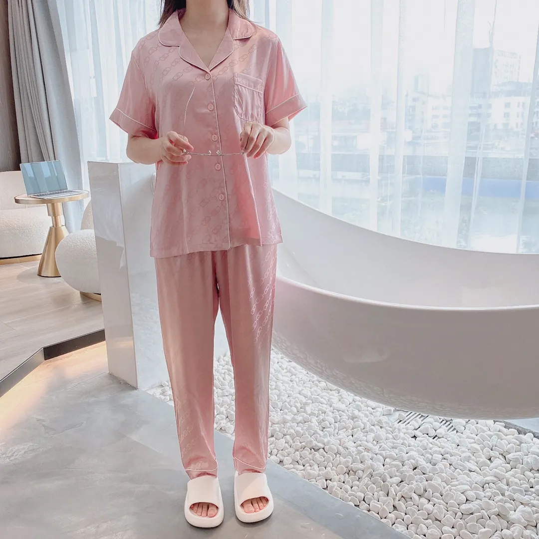 🅿️360 CELINE home wear, high-definition Korean silk fabric, skin-friendly, soft and comfortable Size: XS～M