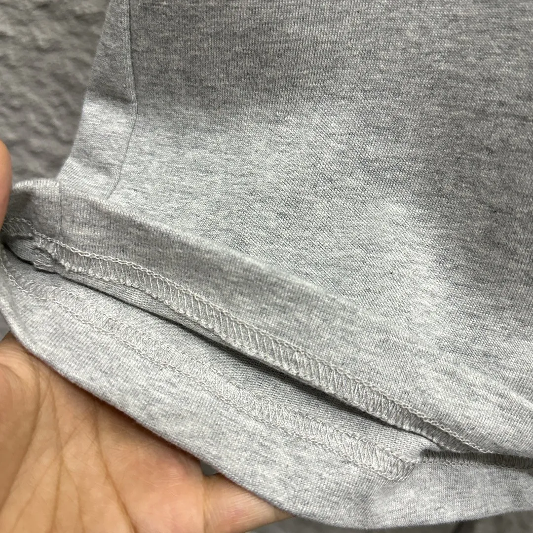 🅿️180 Celi* Celi Celin 2025 Spring and Summer Style Simple letter small embroidery personalized logo Customized double yarn plain cotton fabric Short-sleeved T-shirt Uniform for men and women Color: Black White Angora Red Floral Gray Size: S (90-130 catties) M (120-150 catties) L (140-165 catties) XL (160-180 pounds) XXL (180-210 pounds)