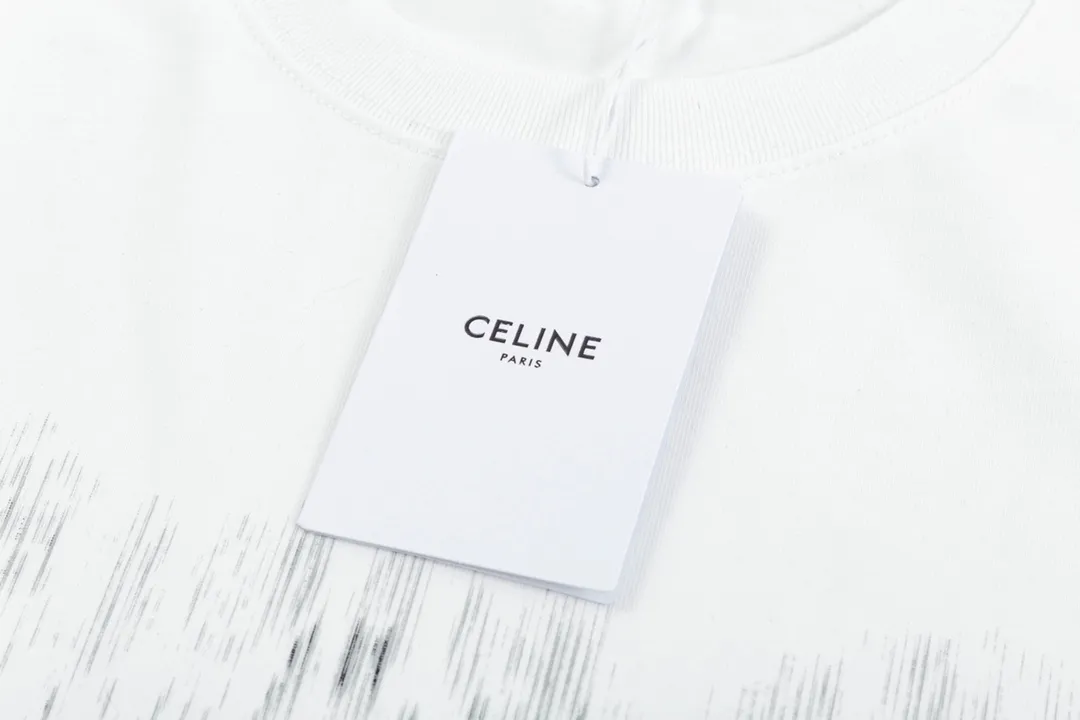 🅿️170 high version Celine Celine 2025 new style customized 310g double yarn pure cotton fabric hand-painted graffiti letter logo same style for men and women short-sleeved T-shirt Color: White Size: S-XL