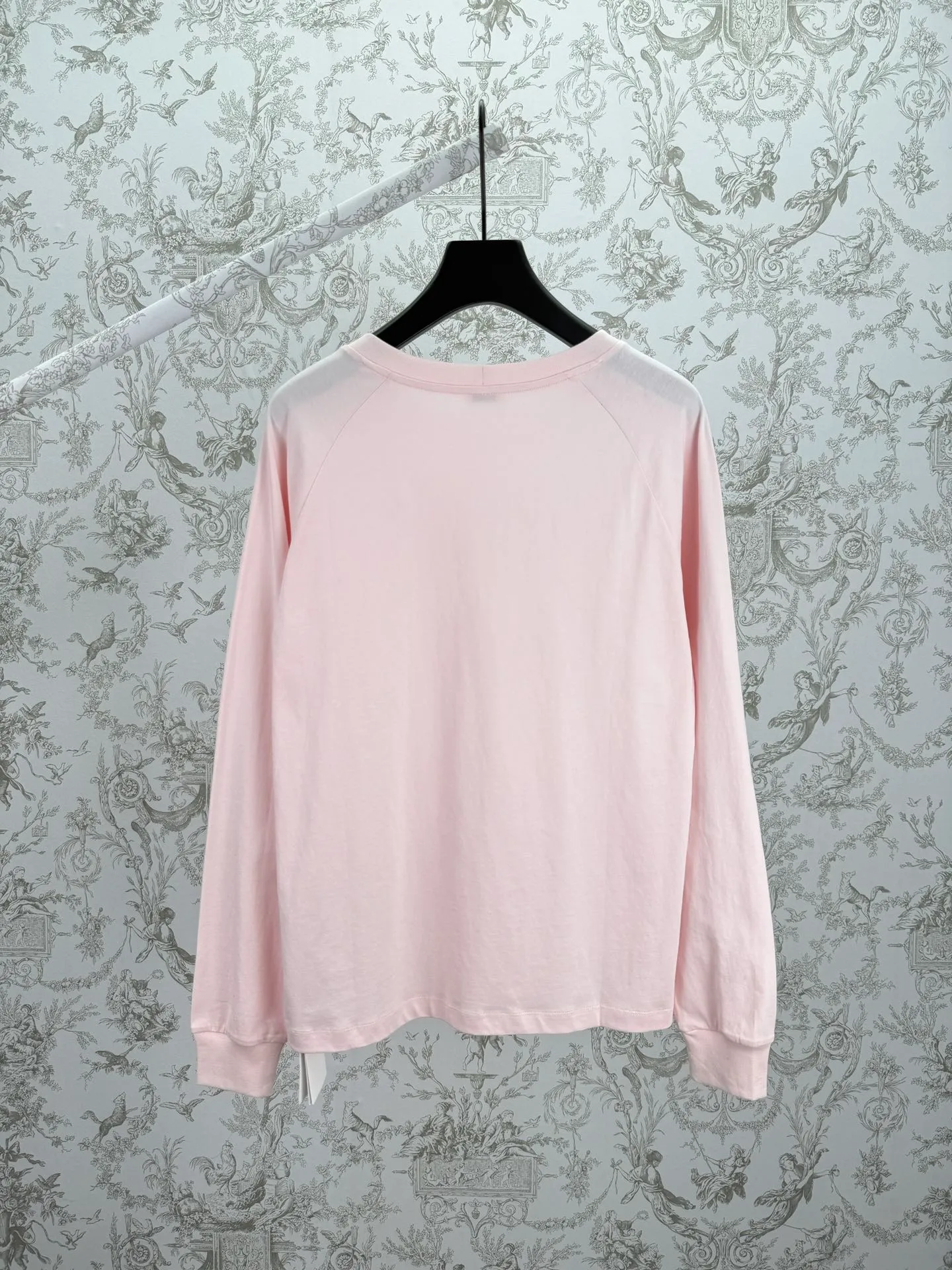 🅿️300 Celine 25ss new long-sleeved T-shirt, 100% cotton, CELINE PARIS flocking on the chest, loose fit, round neck, dropped shoulders, ribbed trim, code number: S.M.L.