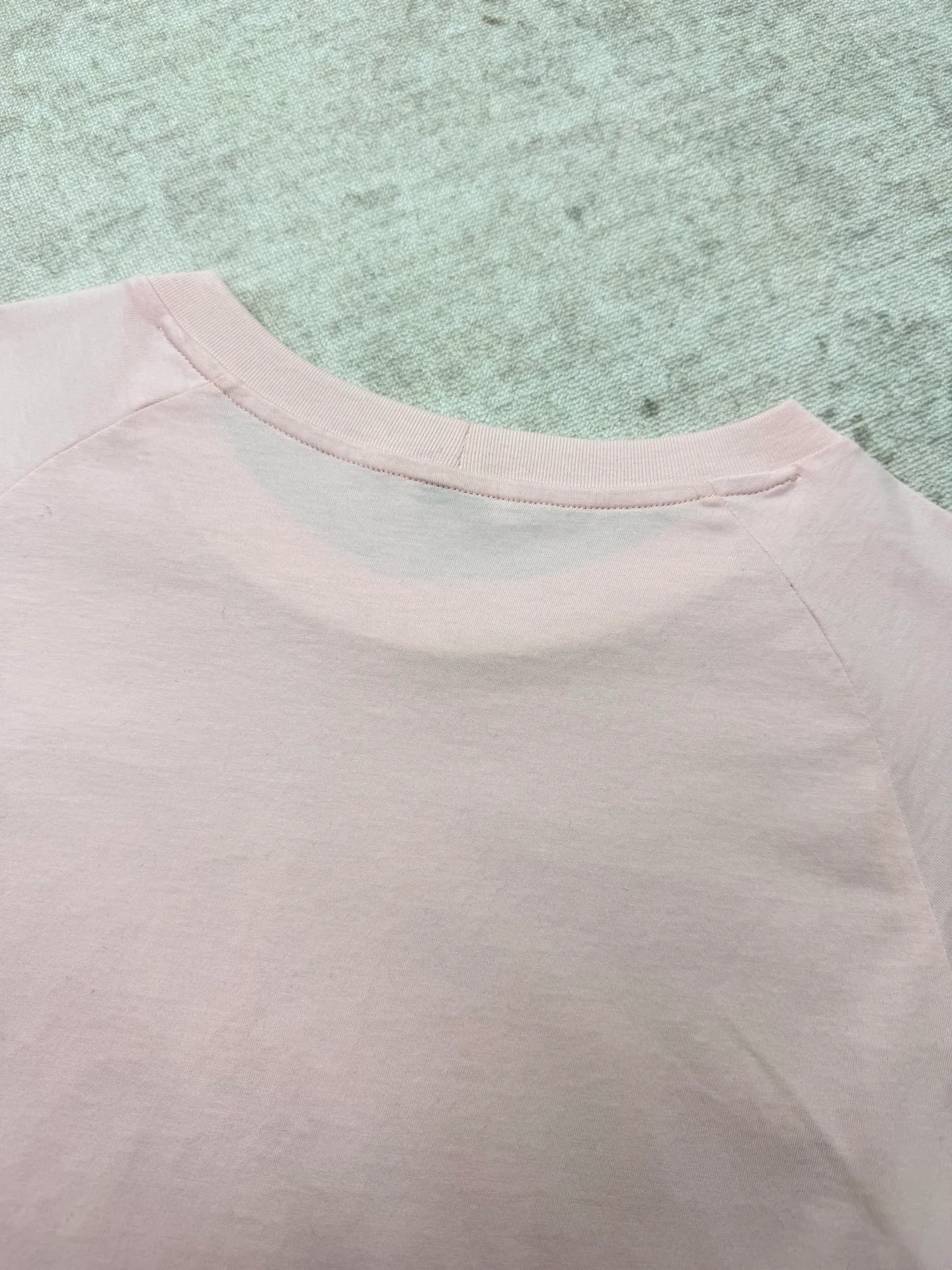🅿️300 Celine 25ss new long-sleeved T-shirt, 100% cotton, CELINE PARIS flocking on the chest, loose fit, round neck, dropped shoulders, ribbed trim, code number: S.M.L.