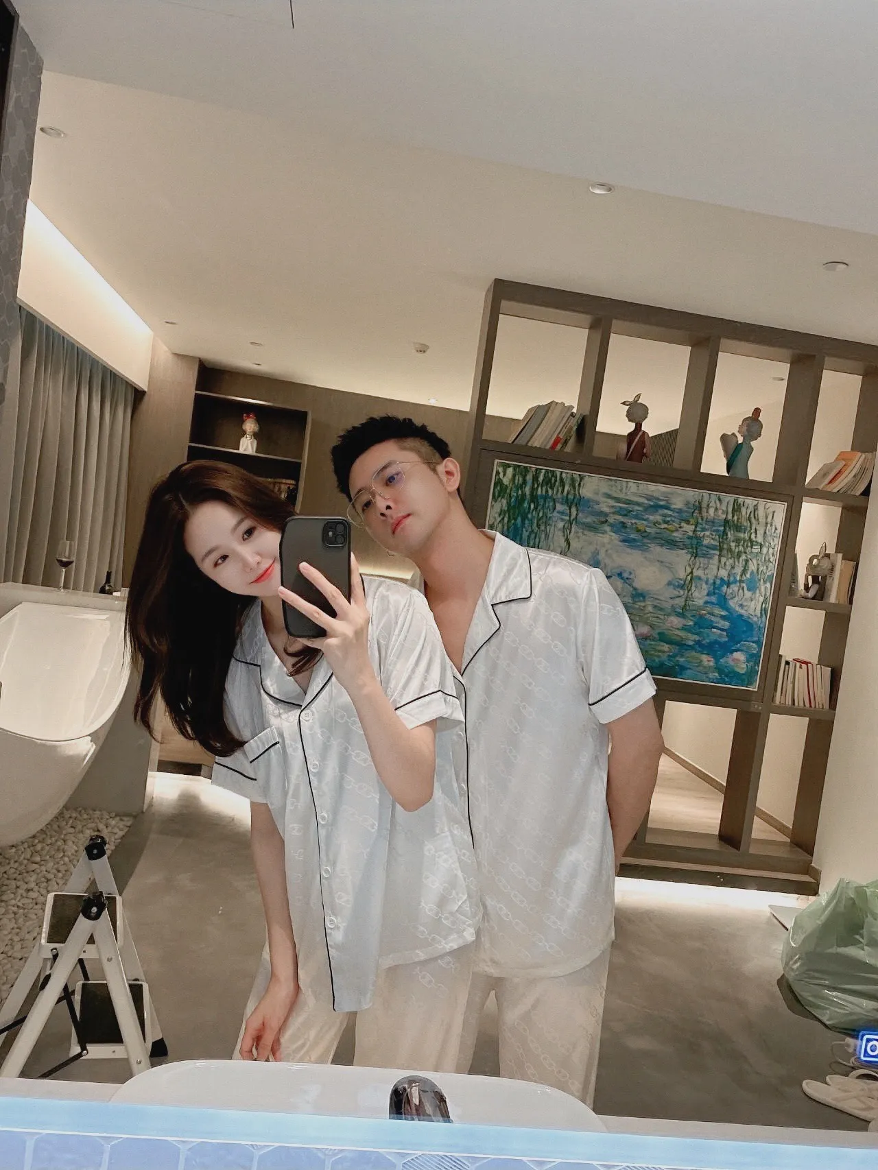 🅿️360 CELINE home wear, high-definition Korean silk fabric, soft and comfortable, same style for men and women, women's size: XS～M, men's size: M～XXXL
