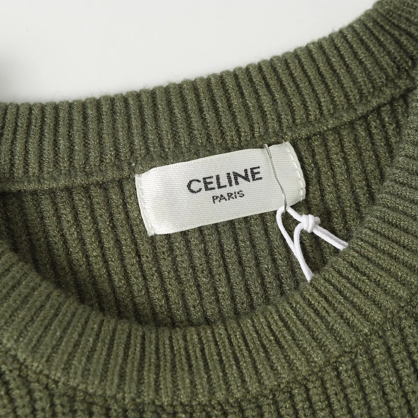 🅿️340 CELINE autumn and winter letter round neck knitted sweater. Fabric: imported wool, hand-cuffed/feeling soft, smooth and comfortable. Jacquard: Large letters Accessories: Main label, washed label and hang tag all customized. Size: S-L