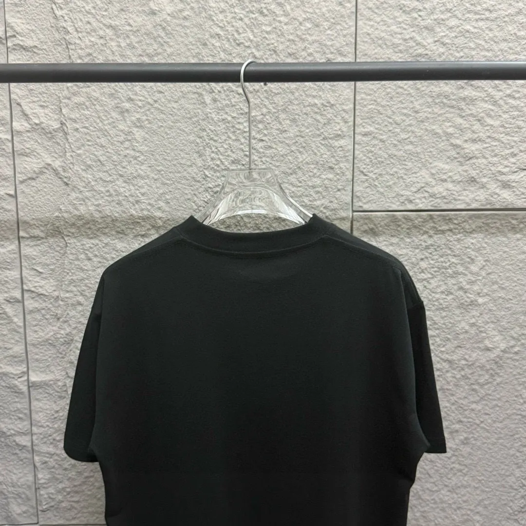 🅿️180 Celi* Celine 2025 spring and summer style Simple letter embroidery personalized logo Customized double yarn plain cotton fabric Short-sleeved T-shirt Unisex Size: S (90-130 catties) M (120-150 catties) L (140-165 catties) XL (160-180 catties) XXL (180-210 catties) Color: black white