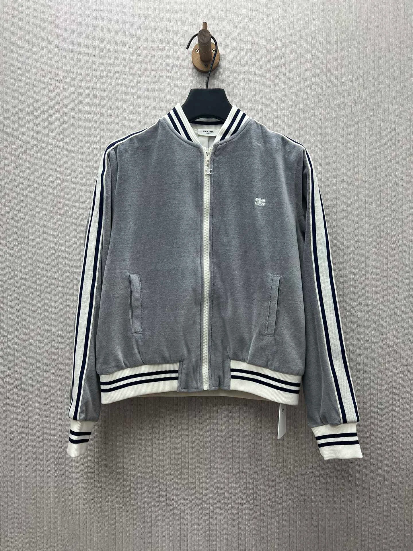 🅿️630 Celine 25ss new TRIOMPHE embroidered long-sleeved zipper baseball jersey women's high version code number: S.M.L.