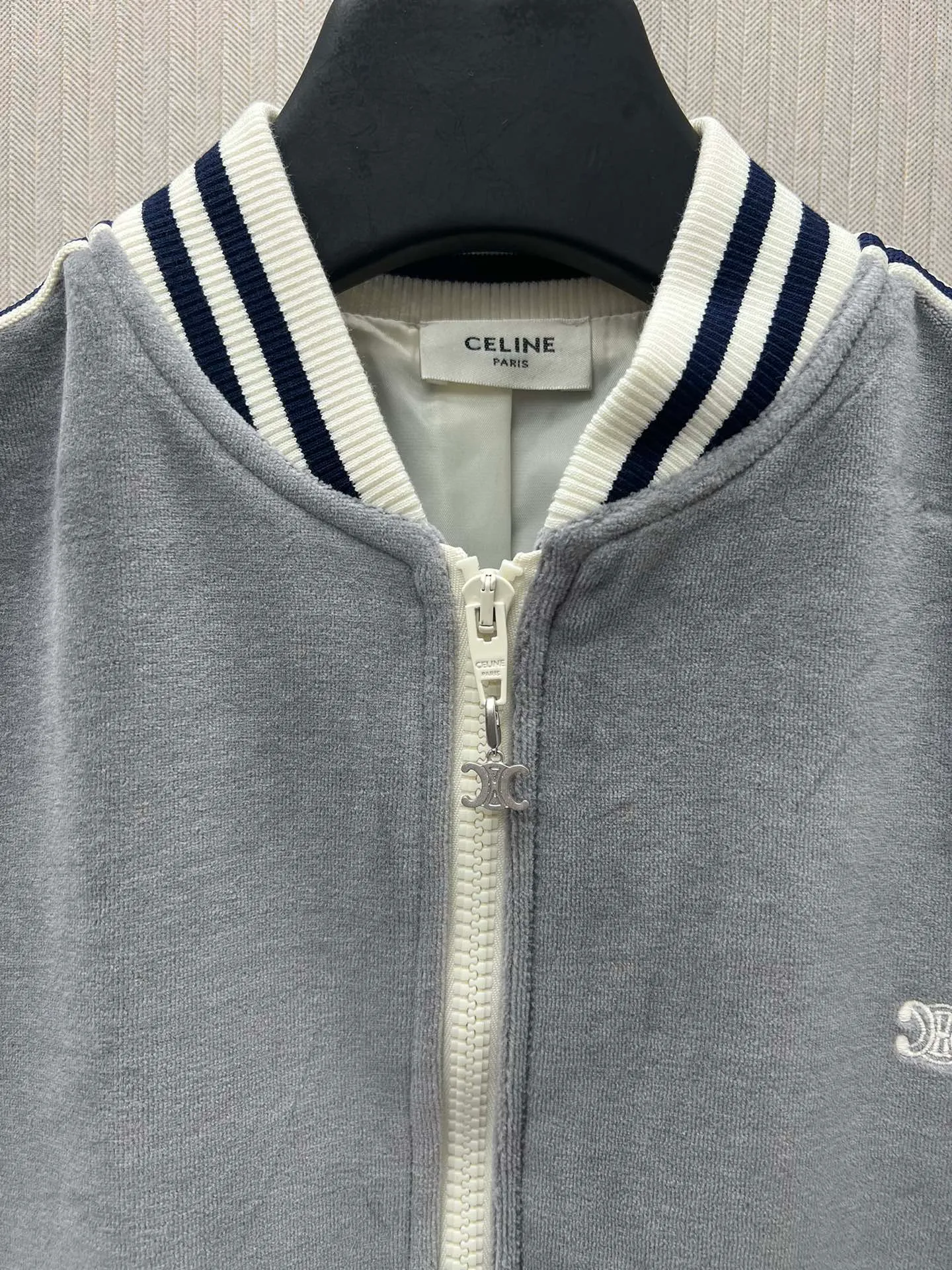 🅿️630 Celine 25ss new TRIOMPHE embroidered long-sleeved zipper baseball jersey women's high version code number: S.M.L.