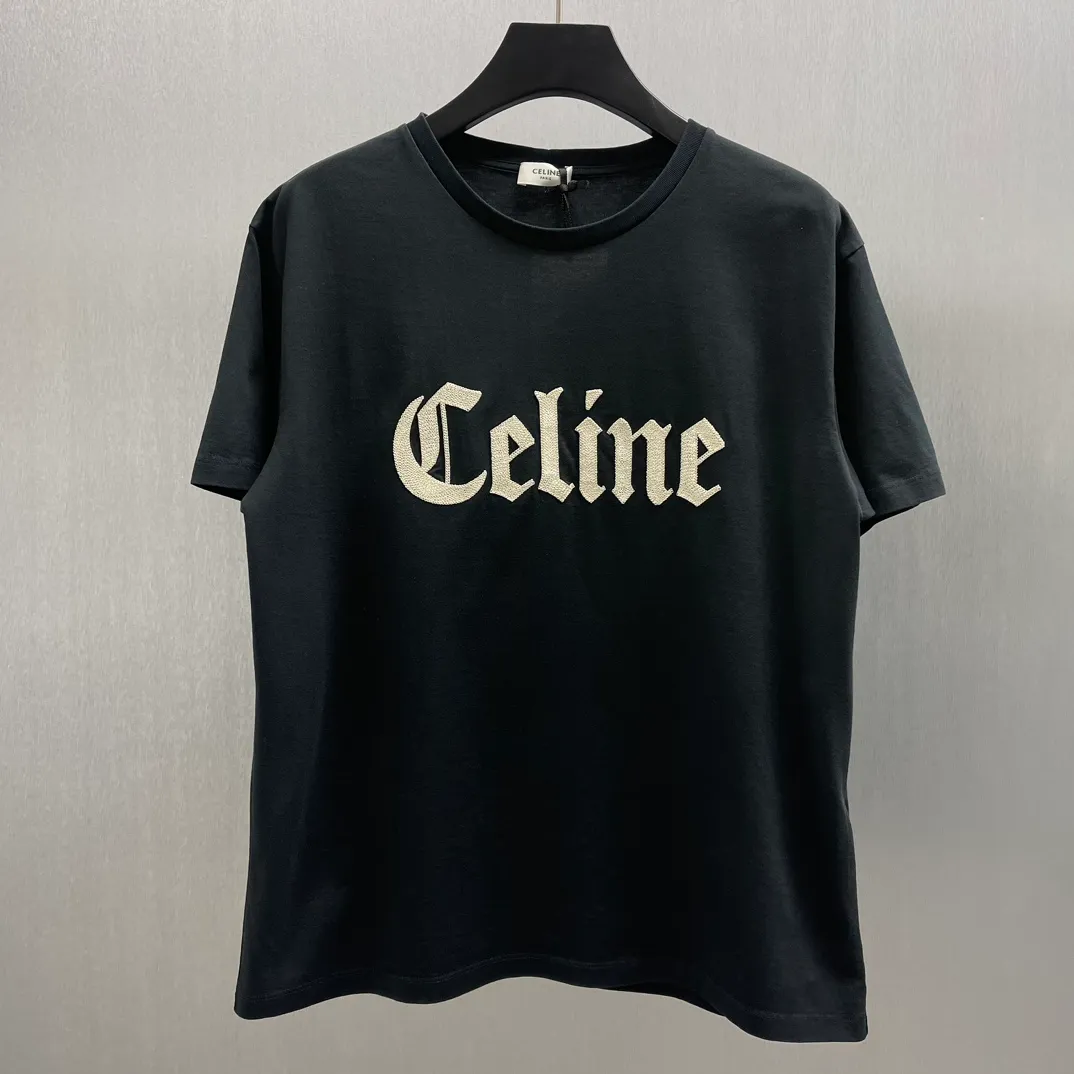 🅿️270 🧧CELI*E Gothic Embroidery Cotton Jersey T Size: S-XL CELINE Gothic Embroidery Loose fit Round neck Collar and hem decorated with contrasting ribbed trim