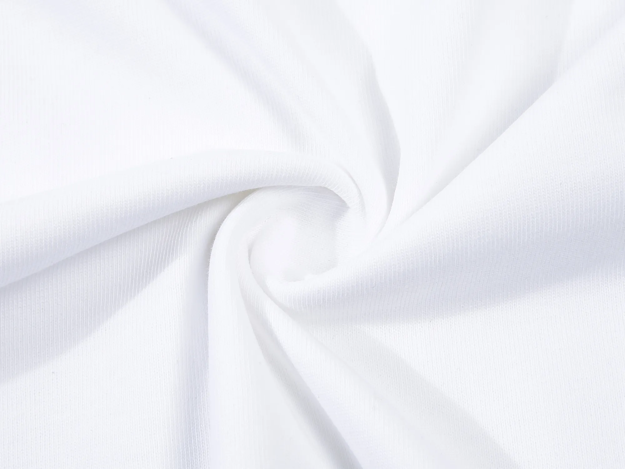 🅿️170 Celin* Celine printed letters‼ ️Short-sleeved T-shirt® *Customized 280g cotton fabric, the fabric is soft, skin-friendly and comfortable *Laminated letter logo on the front *A very simple and elegant one that is unparalleled in terms of upper body comfort, interpreting your luxury and taste, and creating your fashionable charm. ⚠️Washing method: It is recommended to dry clean or wrap the reverse side in a laundry bag and machine wash it quickly in cold water and let it dry naturally! ⚠️ Unisex style 𝐂𝐎𝐋𝐎𝐔𝐑: White Black 𝐒𝐈𝐙𝐄: S-XL