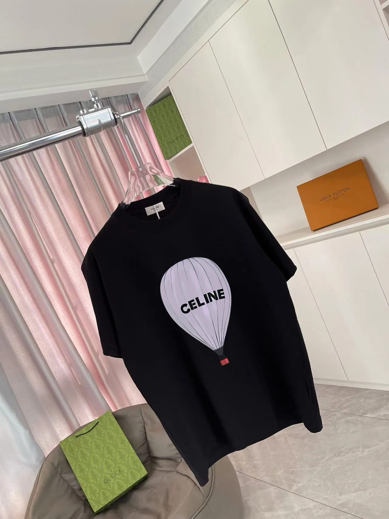 🅿️170 Celine 2025 summer new style personalized letter logo printing customized fabric 300g short-sleeved T-shirt for men and women size: S M L XL XXL five sizes color: black white pink lake green