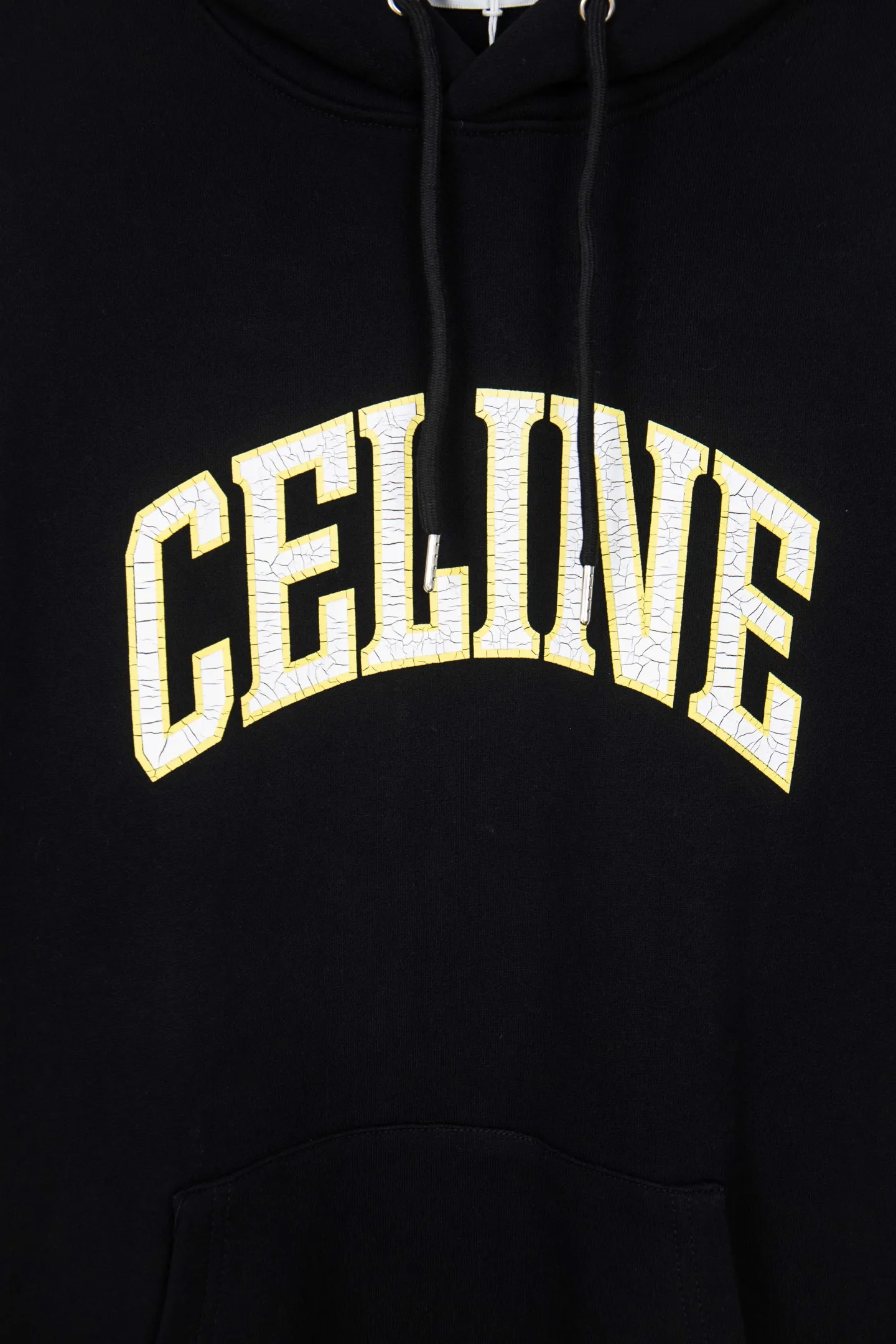 🅿️250 Style No.: M261 Celine crack print hooded sweatshirt. It is made of 400 grams of double-strand fish scale wool sweatshirt material, 2*2 trendy brand ribs, and is printed with crack glue on the chest. It has natural and irregular cracks. The coating thickness of the crack glue and the drying temperature and time need to be very carefully controlled to achieve the best crack effect. Customized accessories, loose fit Size: S-XL
