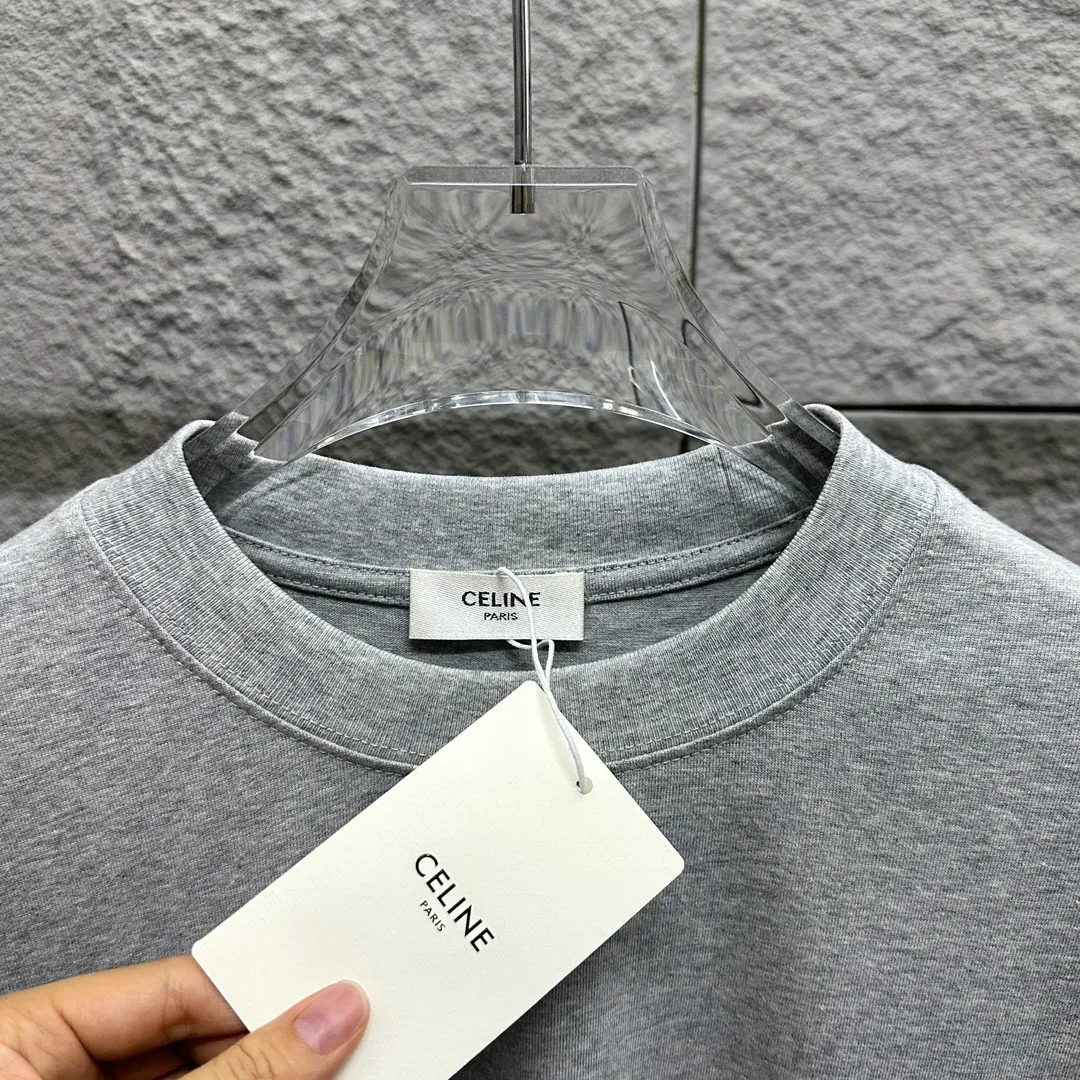 🅿️180 Celi* Celine 2025 Spring and Summer Style Simple letter small embroidery personalized logo Customized double yarn plain cotton fabric Short-sleeved T-shirt Uniform for men and women Color: Black White Angora Red Floral Gray Size: S (90-130 catties) M (120-150 catties) L (140-165 catties) XL (160-180 catties) XXL (180-210 pounds)