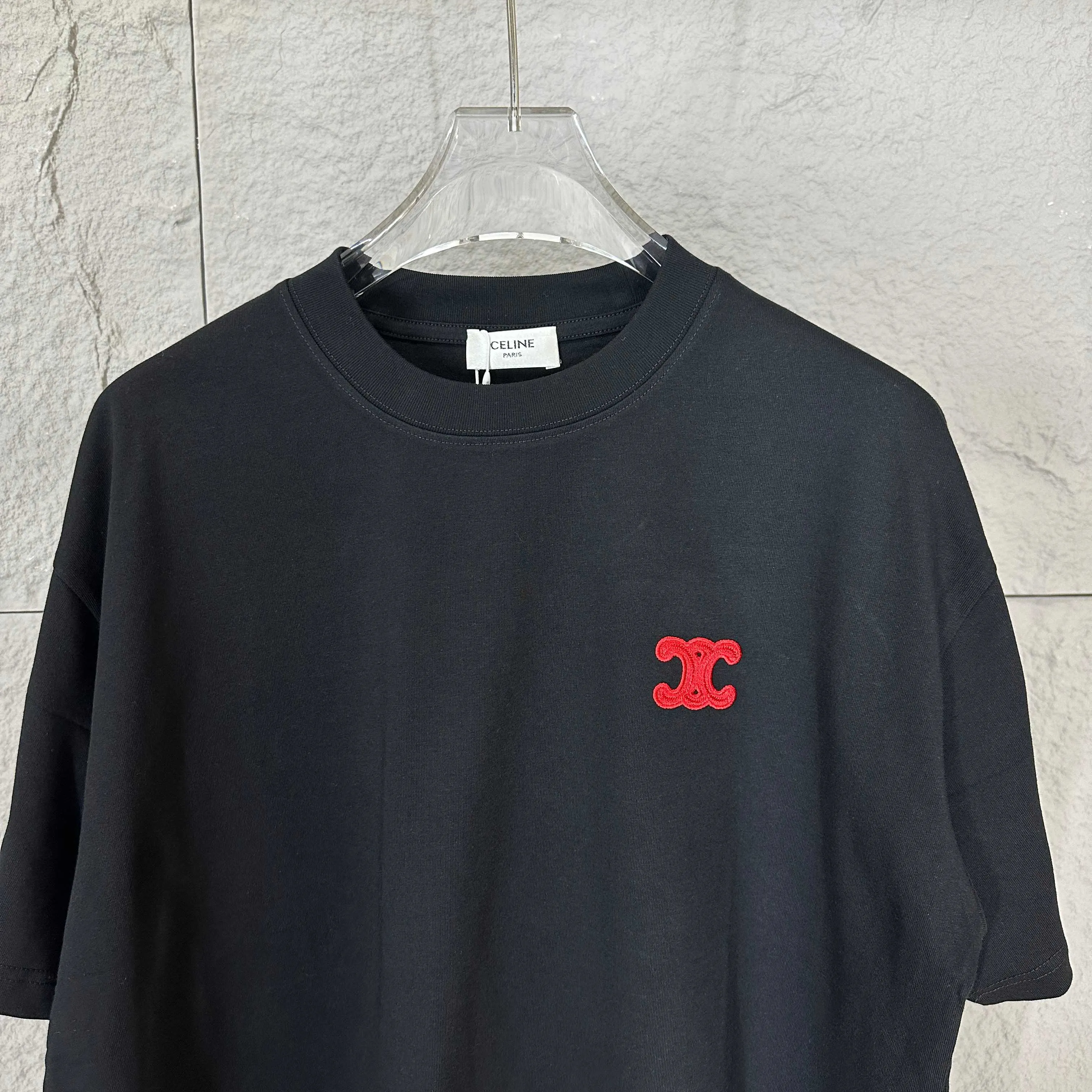 🅿️180 Celi* Celi Celin 2025 spring and summer style Simple double C red letter embroidery personalized logo Customized double yarn plain cotton fabric Short-sleeved T-shirt Unisex Size: S (90-130 catties) M (120-150 catties) L (140-165 catties) XL (160-180 catties) XXL (180-210 pounds) Color: black white