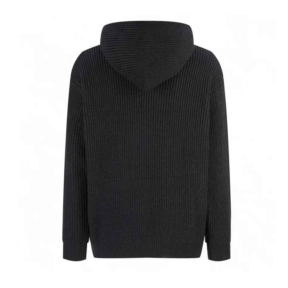 🅿️510 [Original quality] Celine 22FW patch hooded sweater (black). The original version was purchased and developed for 12,500. The fabric is made of 75 wool 25 angora rabbit fur that is closest to the original version. It is made of customized expanded blended wool. The upper body is comfortable and soft, and the weight is 700 grams. It is made of imported Stoll weaving with clear texture and 7-needle double ingot stitching method. The imported thickened felt cloth on the front chest is embroidered with letters using laser embroidery technology. High-energy laser beams are used for fine cutting and embroidery on the fabric. The letter material is made of wool superfiber positioning laser embroidery, which combines the strength of wool. Natural softness and durability of microfiber, the laser beam is used to precisely embroider at designated positions to achieve a highly precise embroidery effect. The letters have smooth lines and clear edges. The felt must be washed after embroidery to make it fluffy and more coordinated with the clothes. Thin felt is used for embroidery on the market and cannot be washed. Customized letter engraved white alloy tail clip, custom-woven and dyed cotton textured round rope, complete three-label accessories, OS loose version design, different from the market version. Color: black/grey Size:S-M-L-XL