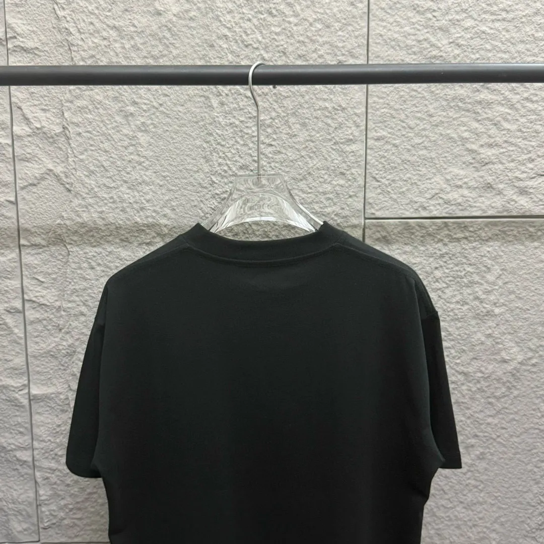 🅿️180 Celi* Celi Celin 2025 spring and summer style Simple letter printing personalized logo Customized double yarn plain cotton fabric Short-sleeved T-shirt Unisex Size: S (90-130 catties) M (120-150 catties) L (140-165 catties) XL (160-180 catties) XXL (180-210 catties) Color: black white