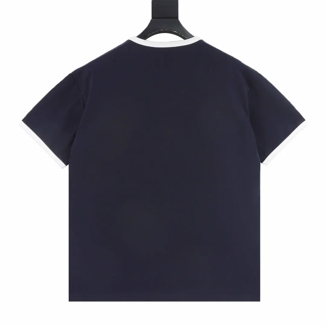 🅿️250 Celine Celine round neck short-sleeved T-shirt with patch embroidered letters. Complete with three labels. Made of high-end Salona fabric, with patch embroidery on the front. It feels very comfortable. OS drop shoulder style, fashionable and individual, super versatile! The threaded neckline is not loose, the color is fixed at high temperature, and the through-shoulder strapping process is used. Unisex Size: XS-L