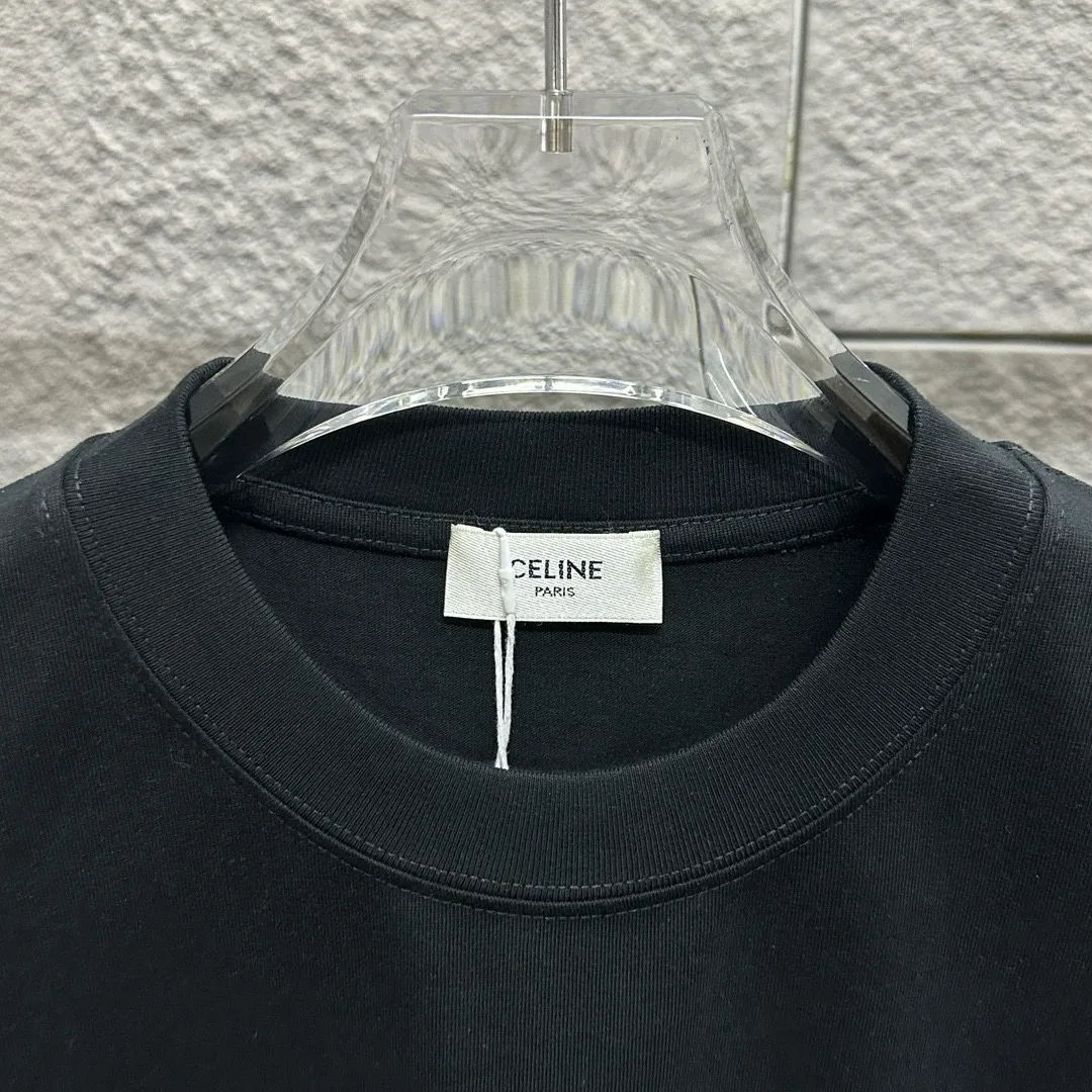 🅿️180 Celine* Celine 2025 Spring and Summer Style Simple letter three-dimensional silicone personalized logo Customized double yarn plain cotton fabric Short-sleeved T-shirt Unisex Size: S (90-130 catties) M (120-150 catties) L (140-165 catties) XL (160-180 catties) XXL (180-210 catties) Color: black white light pink