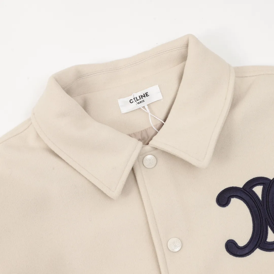 🅿️760 CELINE/Celine patchwork embroidered baseball jacket jacket Warm reminder: It is recommended to hand wash or dry clean! ! This year is particularly popular. Baseball uniform jackets are available at all levels on the market (you must compare the details). The most powerful quality control. Baseball uniforms have been produced and researched for 7 years. The details are exquisite. With it, you will be the most handsome boy in the world. The fully painted four-button buckle (button with LOGO), the fabric is customized for more than a month. It is not ready-made in the market. It is made of wool blend, custom-woven and dyed. It has high color fastness. It is recommended to hand wash or dry clean for the first time. "Custom-woven knitted rib at the hem", the lining is made of silky and delicate cupro fiber material, which can be worn directly next to the body. It is extremely comfortable, a heavyweight item, purchase version! Size：XS-L