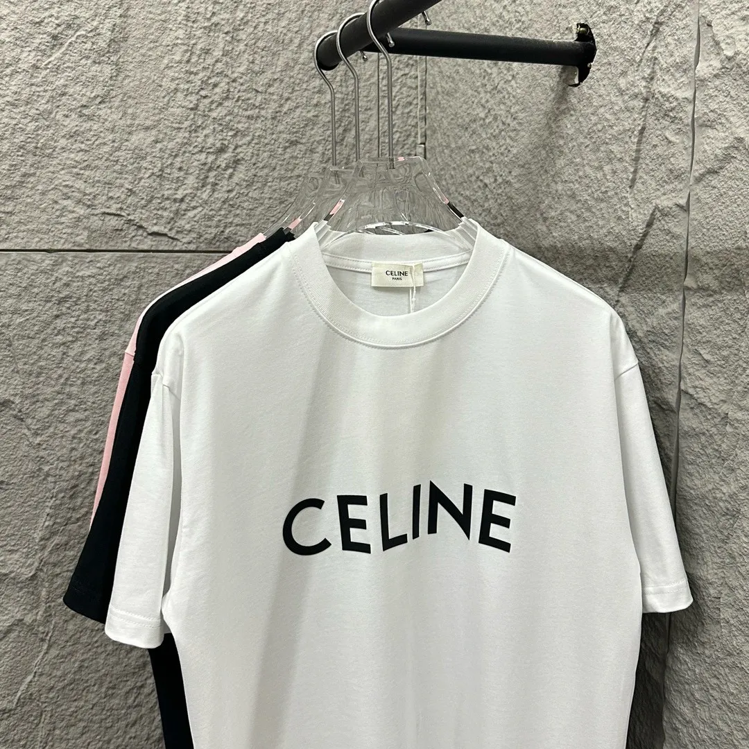 🅿️180 Celine* Celine 2025 Spring and Summer Style Simple letter three-dimensional silicone personalized logo Customized double yarn plain cotton fabric Short-sleeved T-shirt Unisex Size: S (90-130 catties) M (120-150 catties) L (140-165 catties) XL (160-180 catties) XXL (180-210 catties) Color: black white light pink