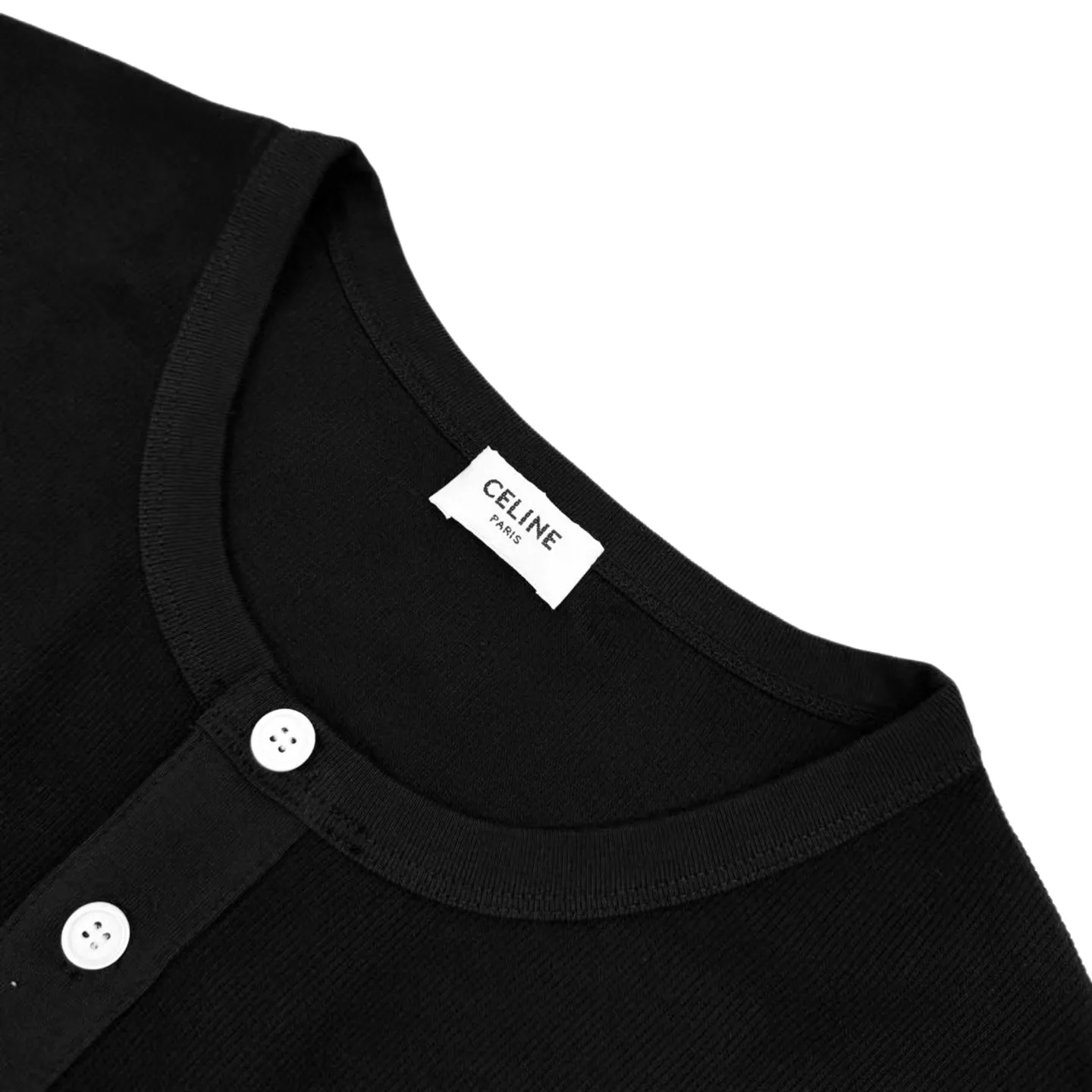 🅿️310 [Exclusive supply] Celine Arc de Triomphe embroidered knitted long sleeves (black). Original purchase and development of 5,900. The fabric is made of custom-made elastic and tough cotton knitted silk. It is soft and smooth, comfortable and skin-friendly. It is based on pure and simple white. The iconic Celine Arc de Triomphe embroidery is embroidered on the chest. It is lifelike and highly recognizable. The classic Henry collar shape and three buttons are neatly arranged, adding a touch of retro charm to the simple body. Showing elegant style, minimalist elegance, natural craftsmanship, using imported machine embroidery technology, using advanced computer control systems and precision mechanical components to realize the Arc de Triomphe embroidery operation with high precision, smooth and delicate lines, and the fabrics have been washed, with better hand feel and texture, not easy to deform, not easy to shrink, not easy to fade, and maintain long-term beauty. Size:S/M/L/XL