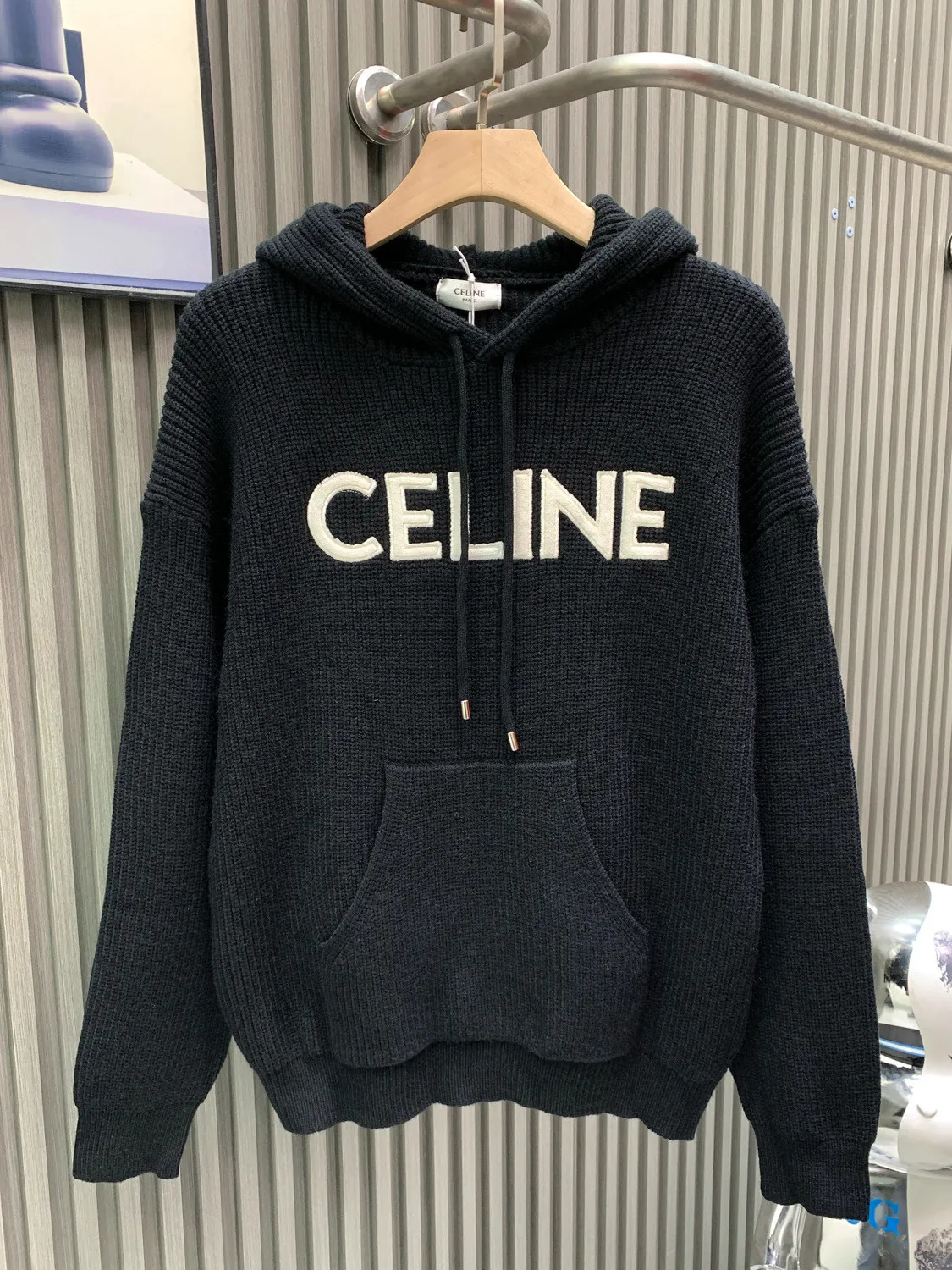 🅿️370 black