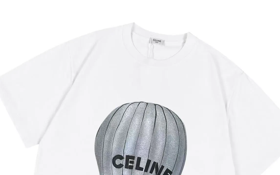 🅿️170 (arrived the next day) Celine Celine 2025 new style hot air balloon letter logo men and women same style short-sleeved T-shirt ·Customized 300g 100% double yarn pure cotton fabric ·Dyeing 32 double-strand threads ·Kangli digital direct printing technology ·Complete collar label and main mark Color: White Size: XS S M L