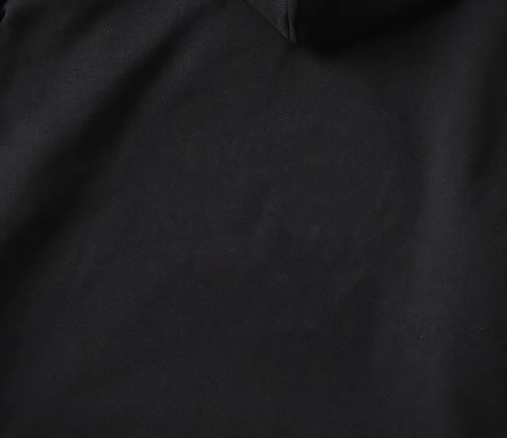 🅿️240 brand [CELINE Celine] (good news for fat people) 2025ss autumn latest long-sleeved round-neck sweatshirt, on sale simultaneously on the official website. Refreshing and breathable. Made of top Tencel Roman. Comfortable and soft. 3D three-dimensional clarity. Super fashion sense. Great for gifting and keeping for yourself. Size: M-5XL (can wear up to 220 pounds)